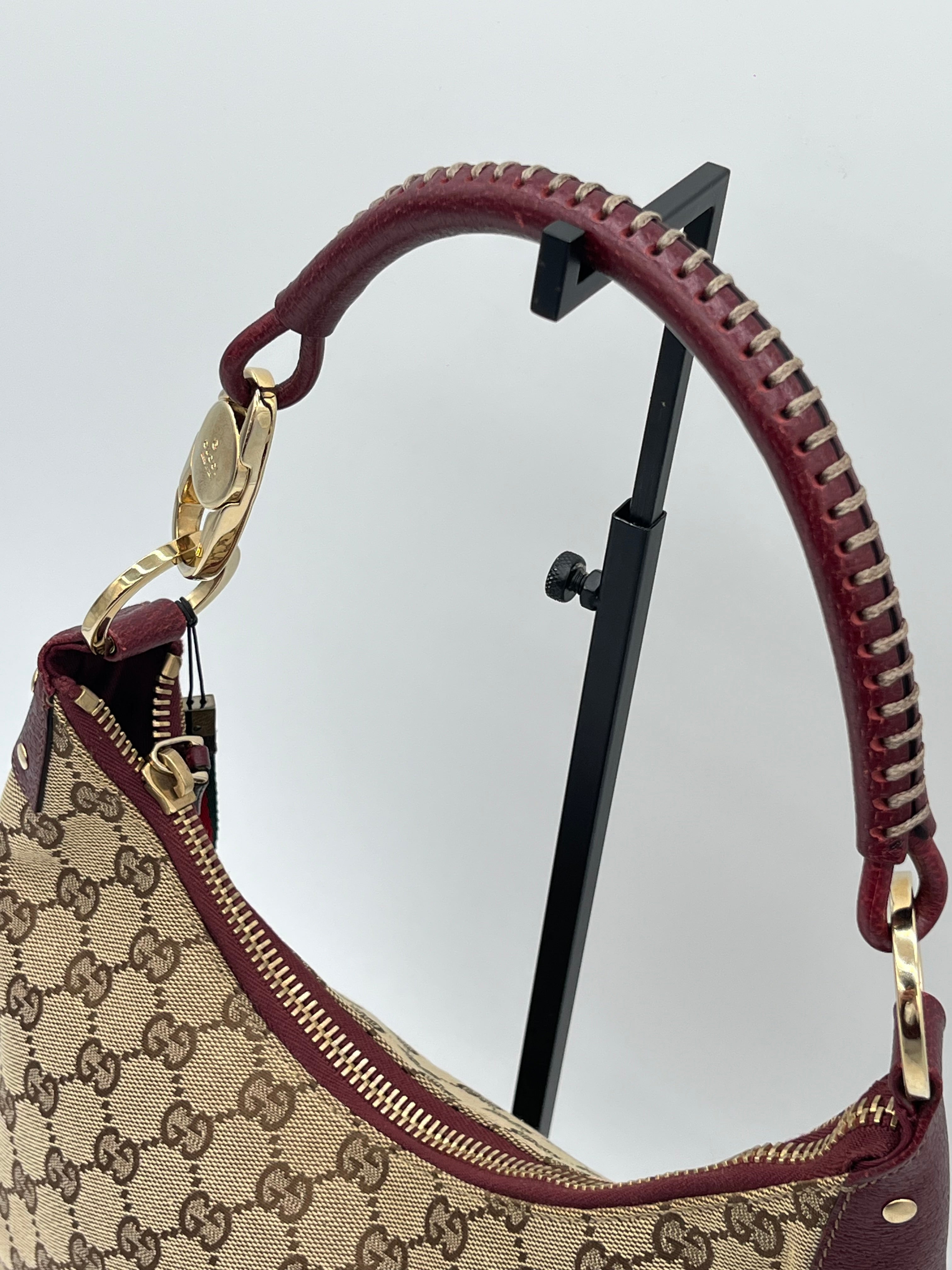 Gucci Lock Canvas