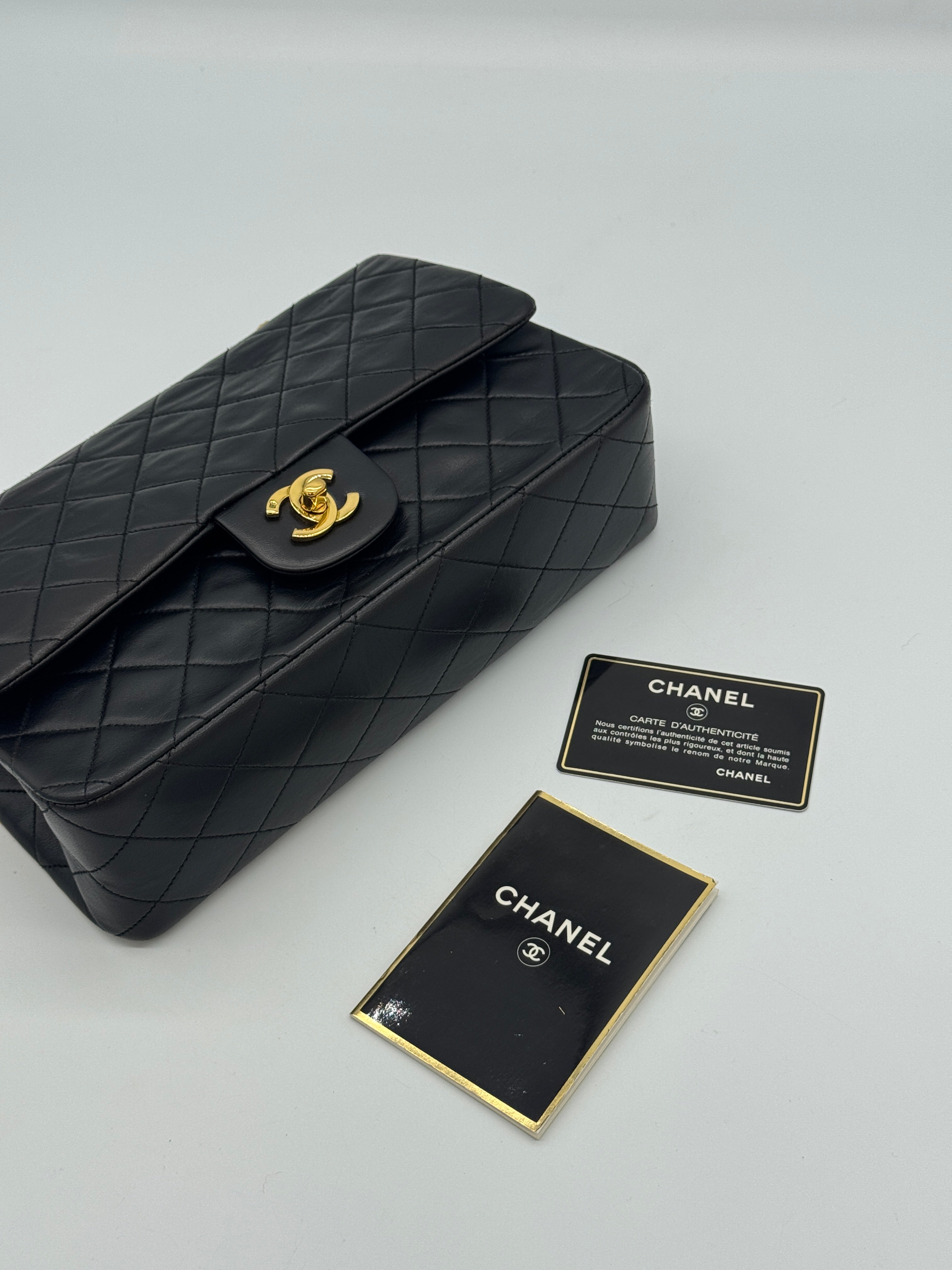 Chanel Classic Medium