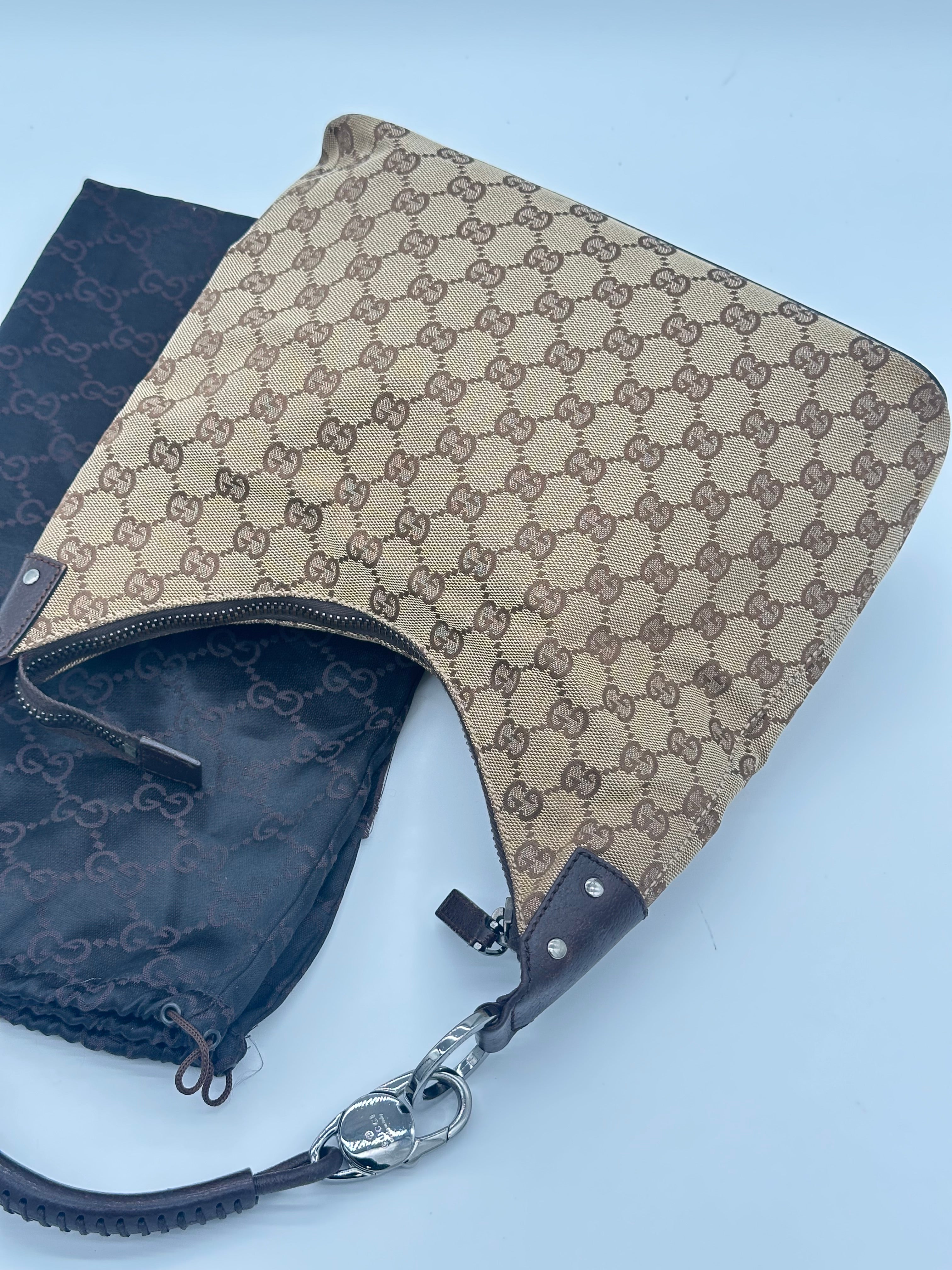 Gucci Lock Canvas