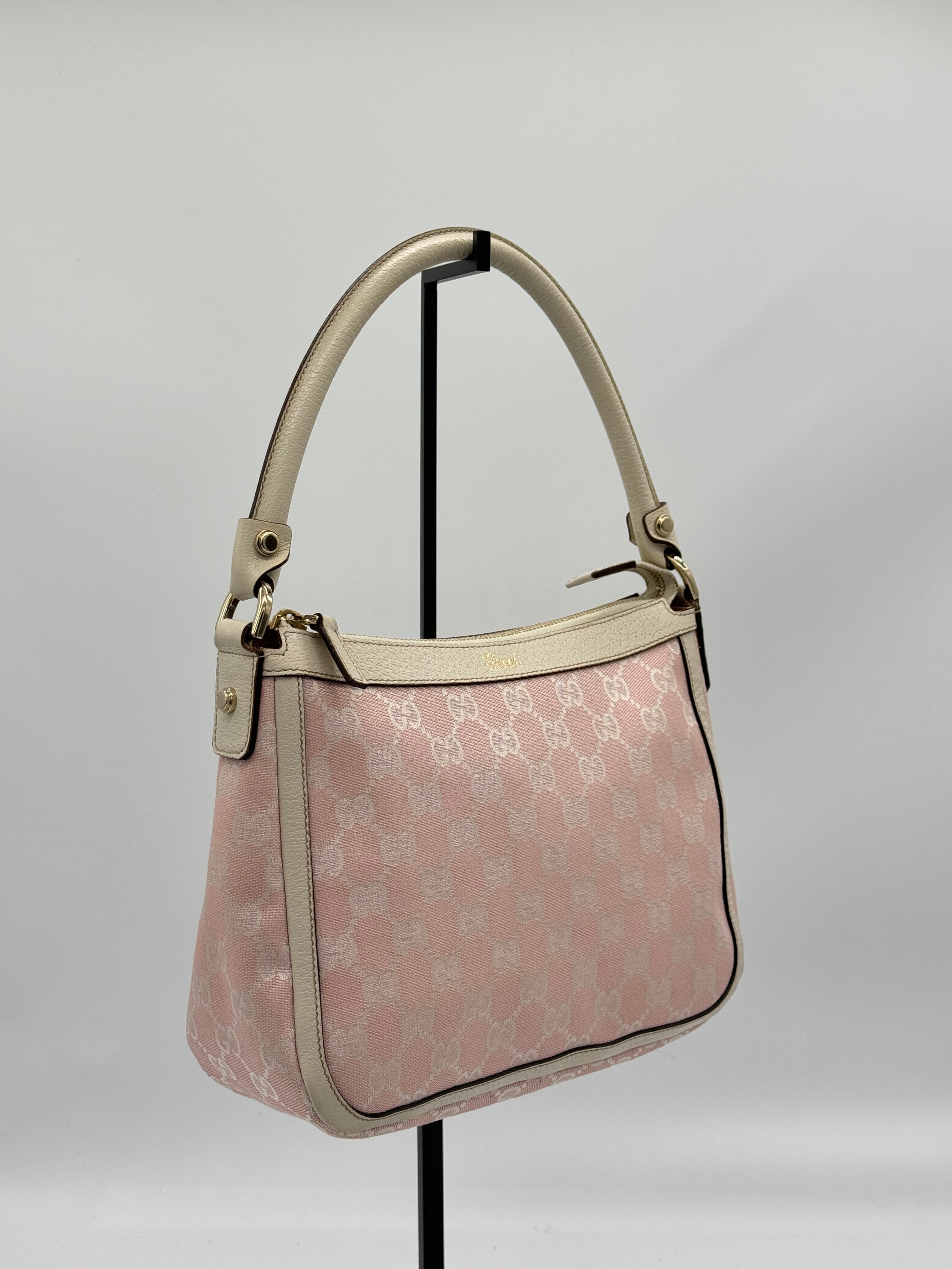 Gucci Small Abbey