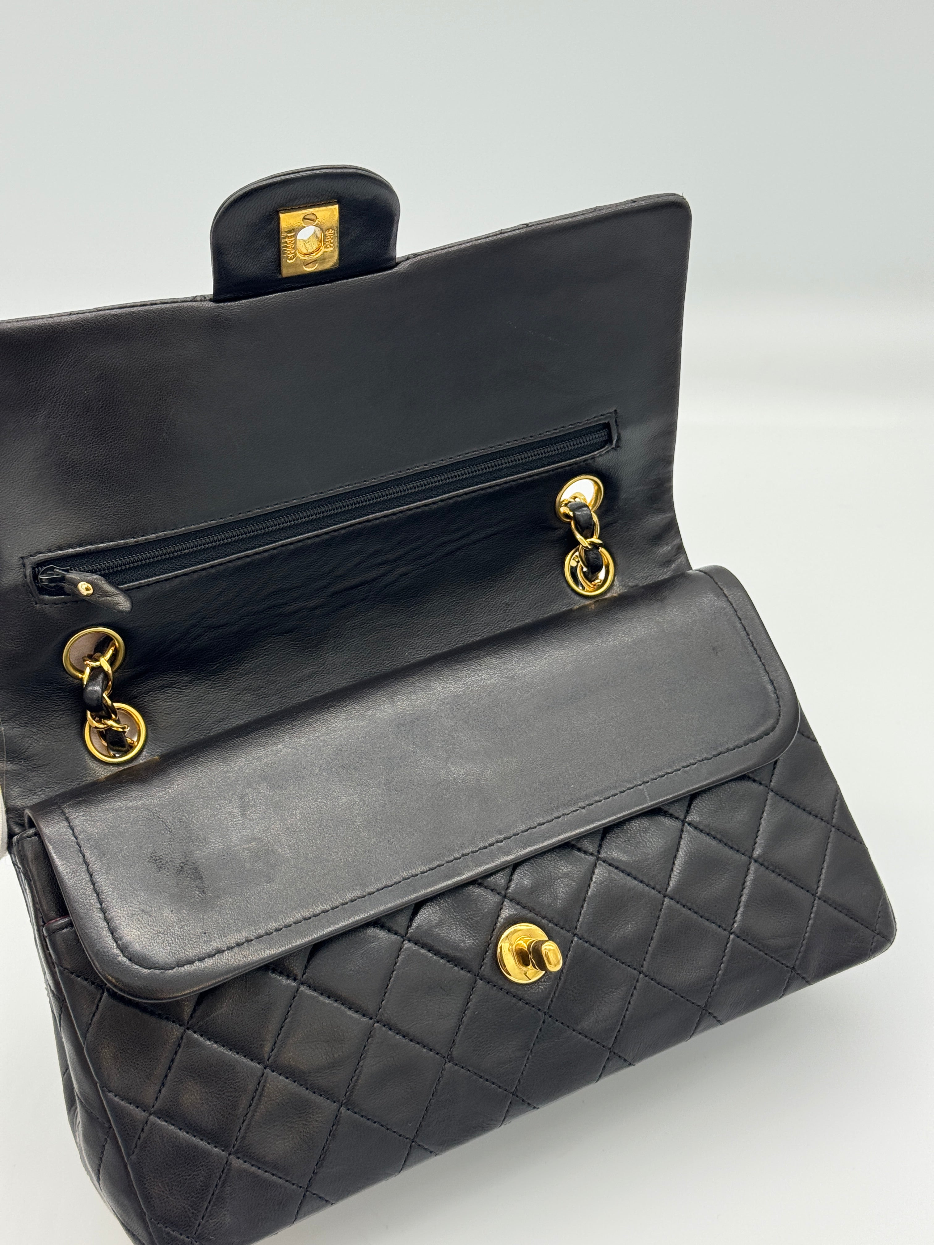 Chanel Classic Medium
