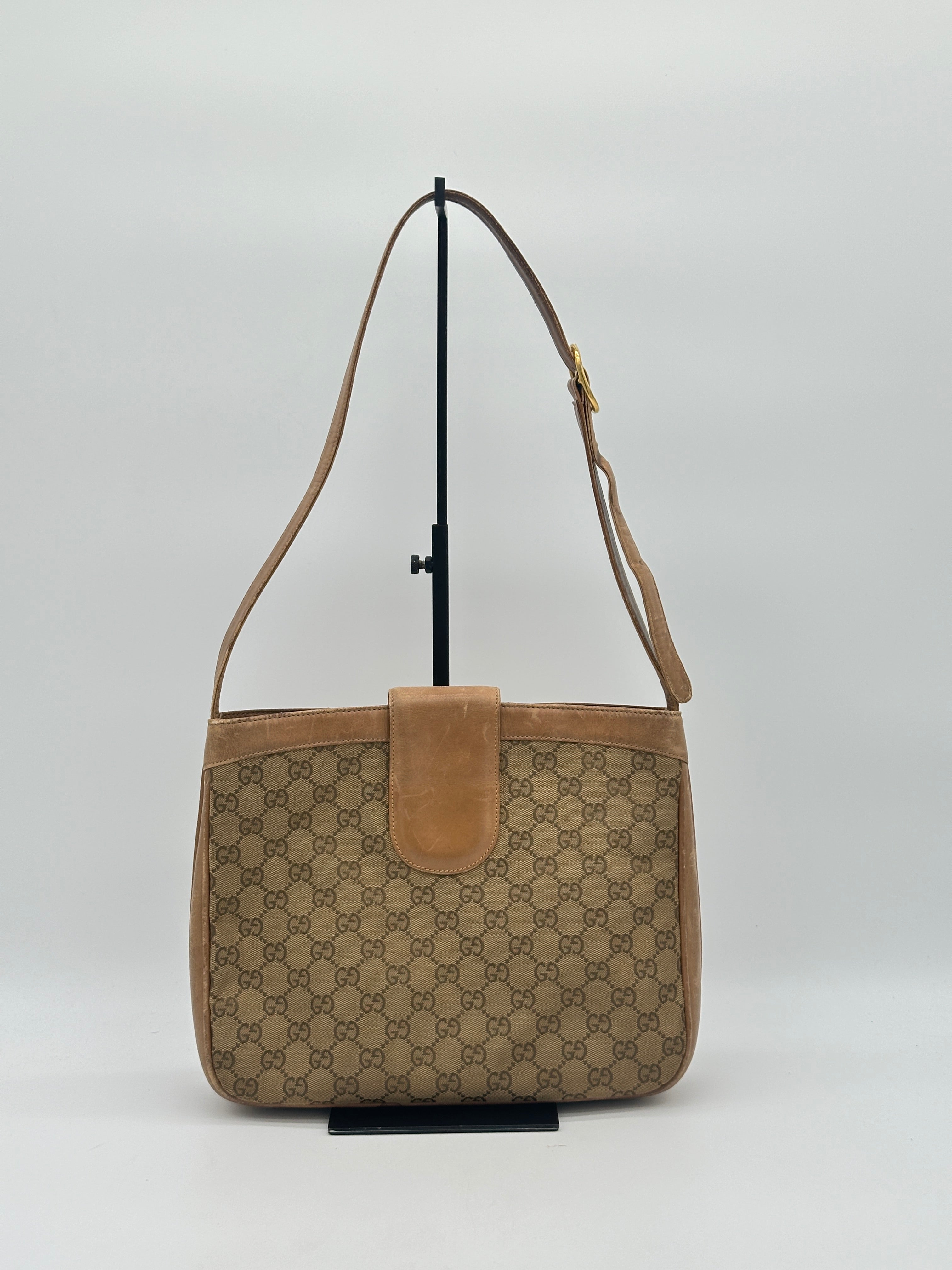 Gucci Supreme Saddle Shoulderbag