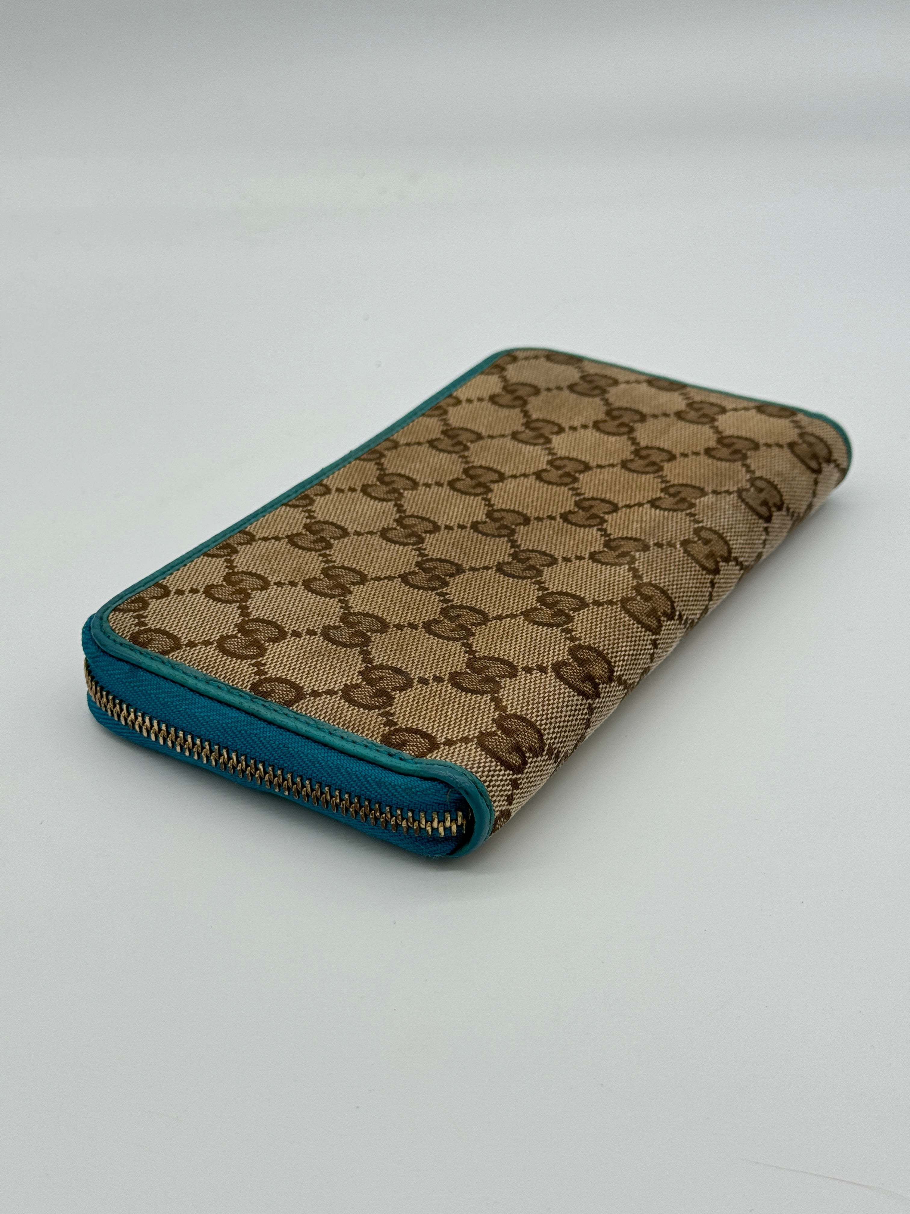 Gucci Zip Around Wallet