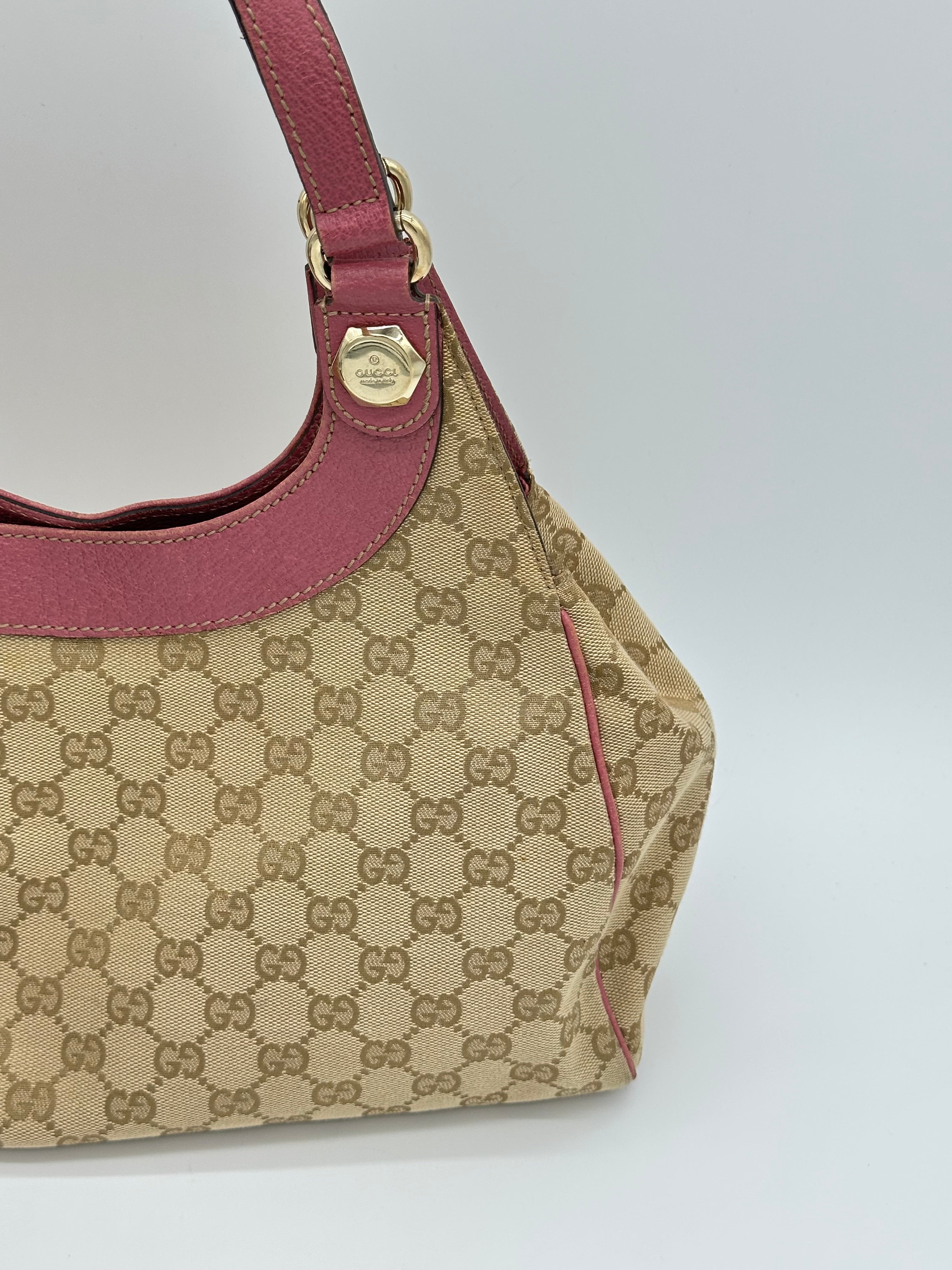 Gucci Canvas Charmy