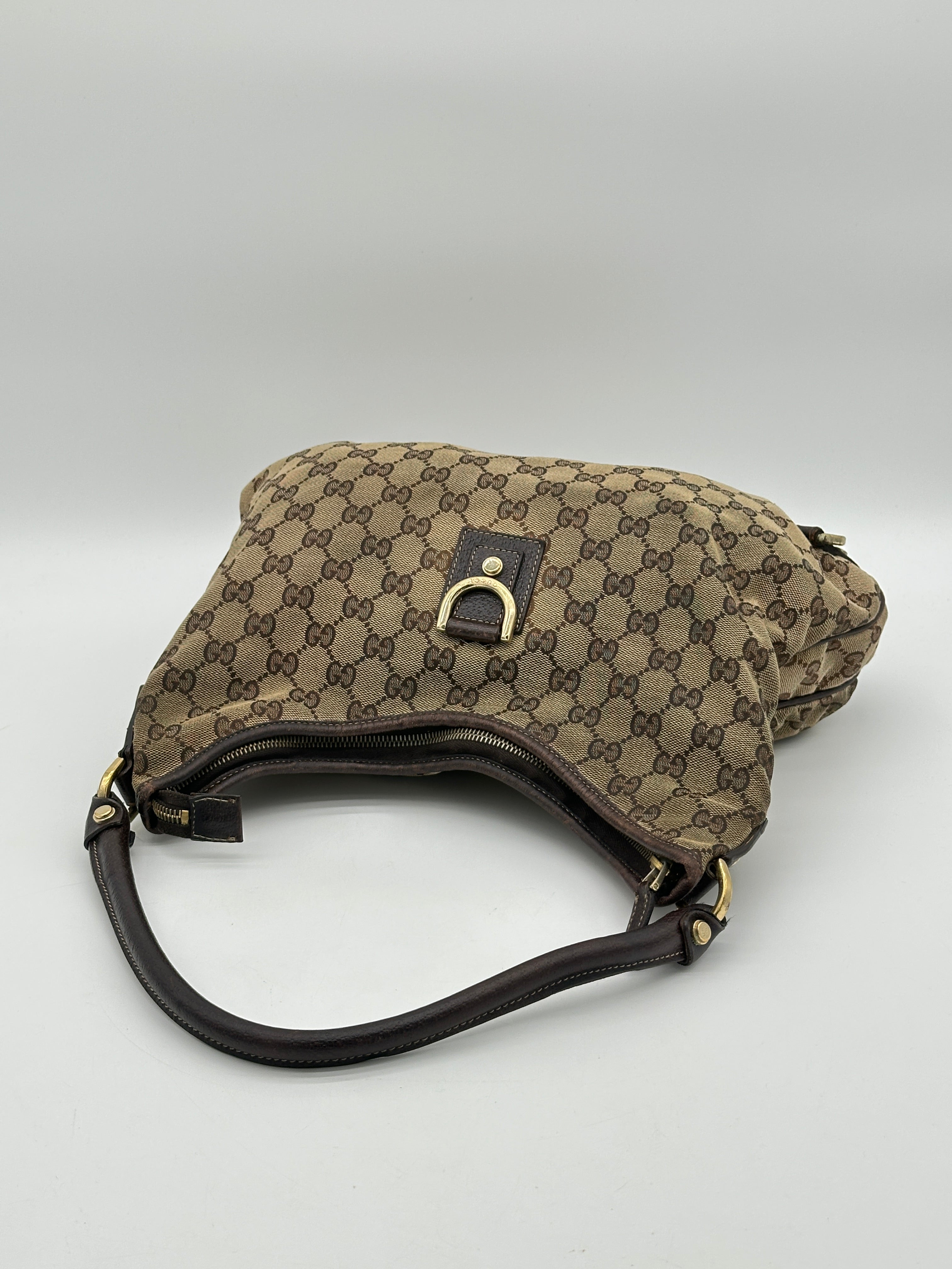 Gucci Abbey D-Ring