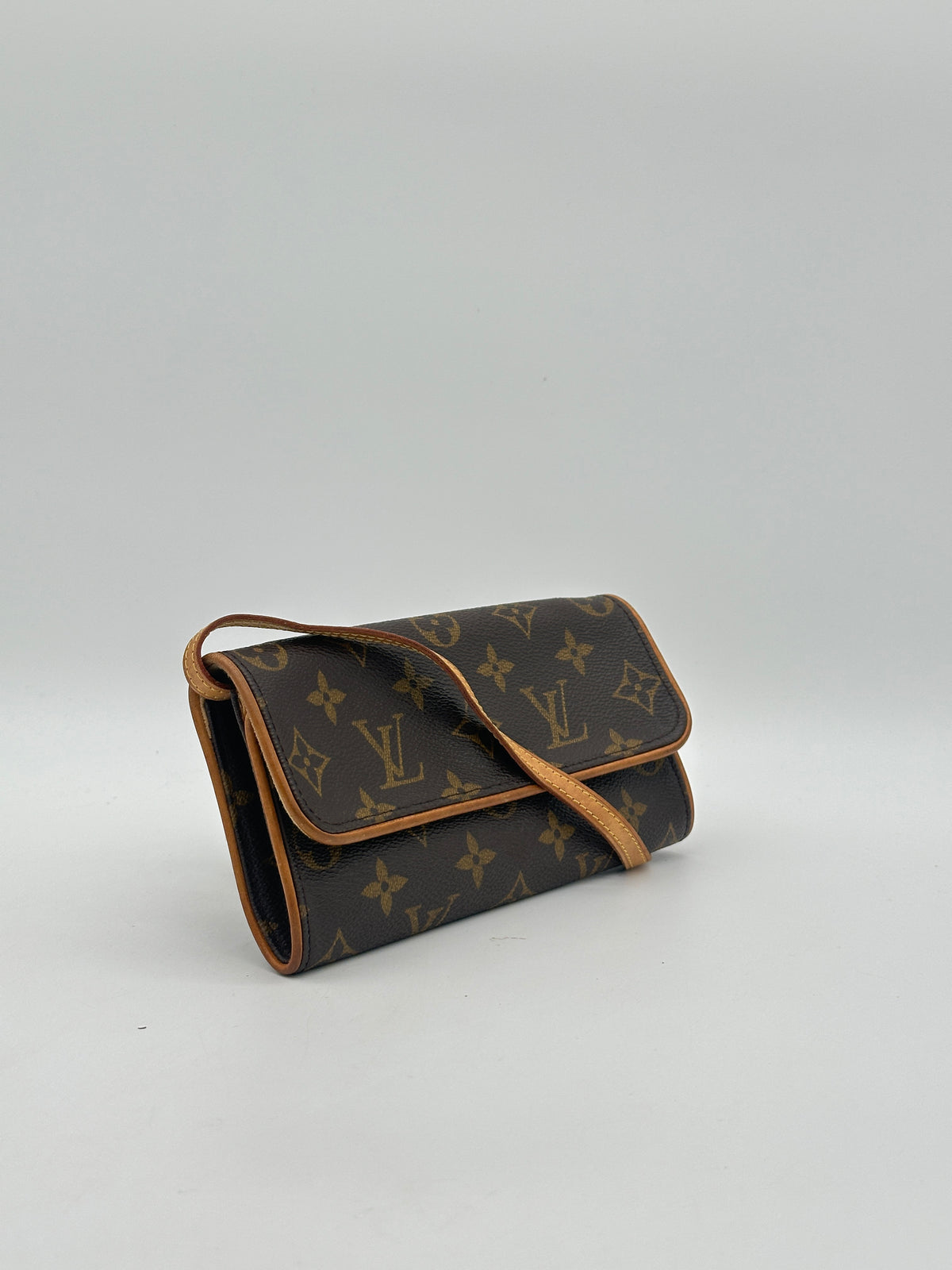 Louis Vuitton Twin Pochette PM
