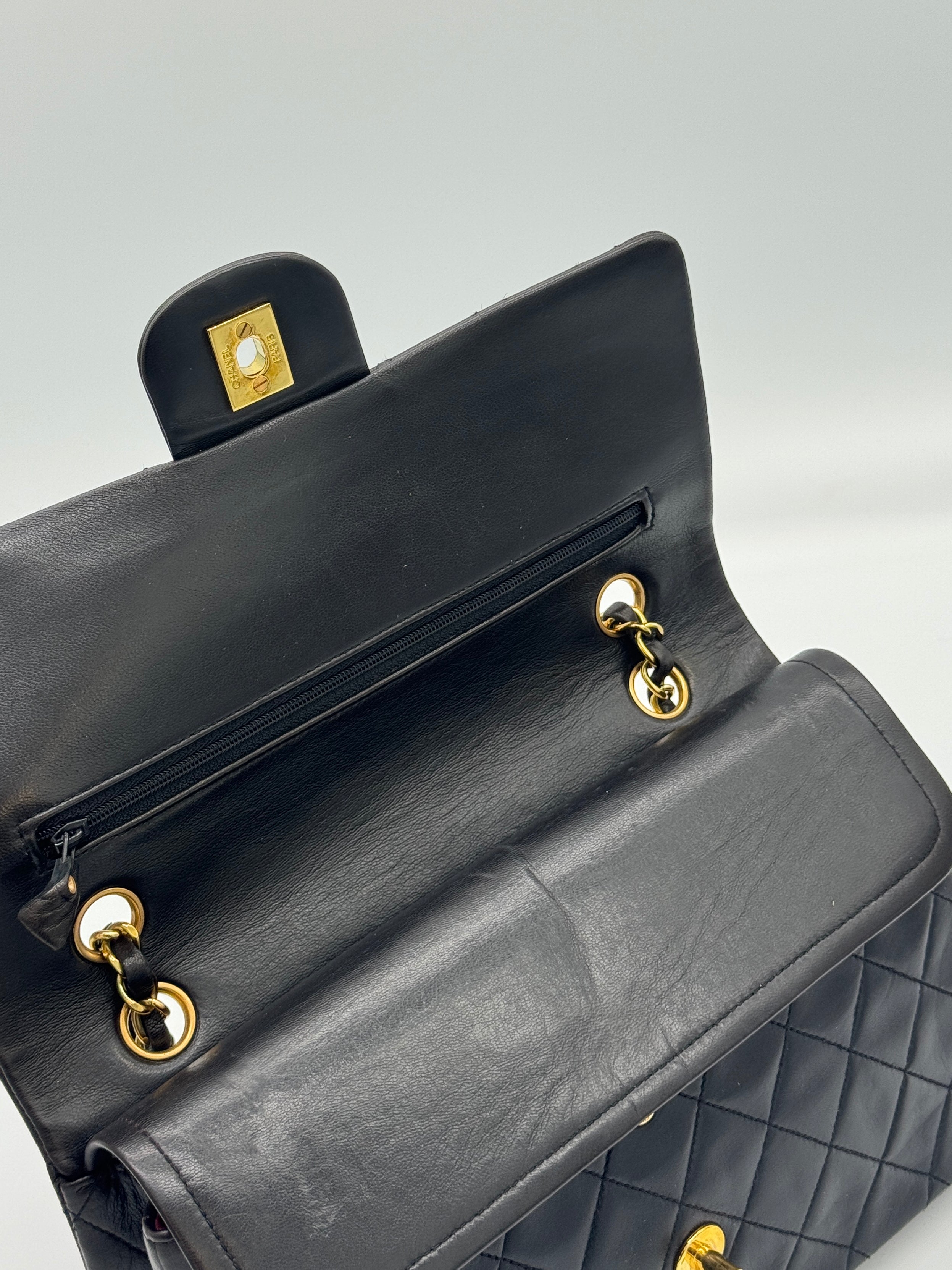 Chanel Classic Medium