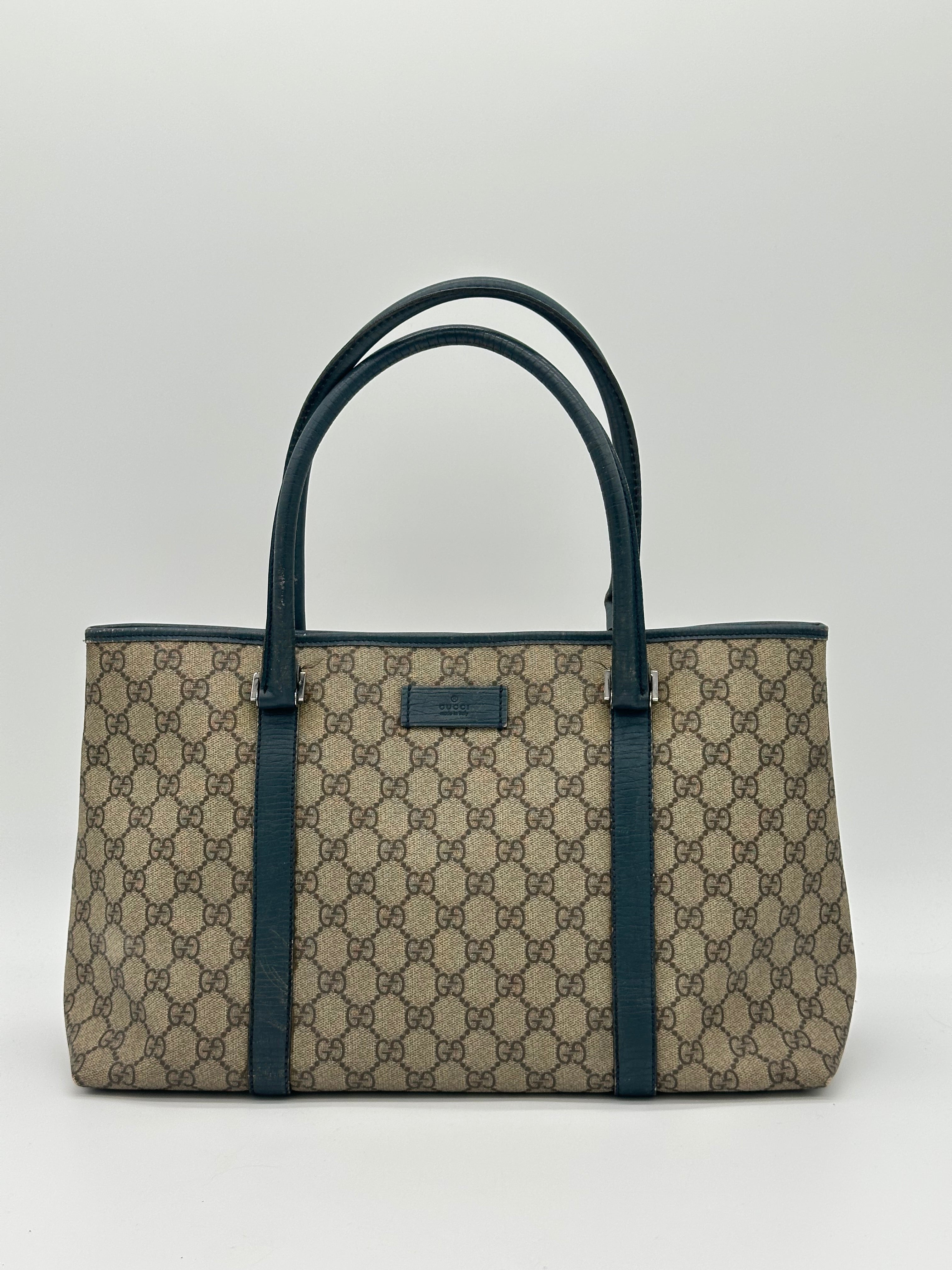 Gucci Medium Supreme Tote Bag