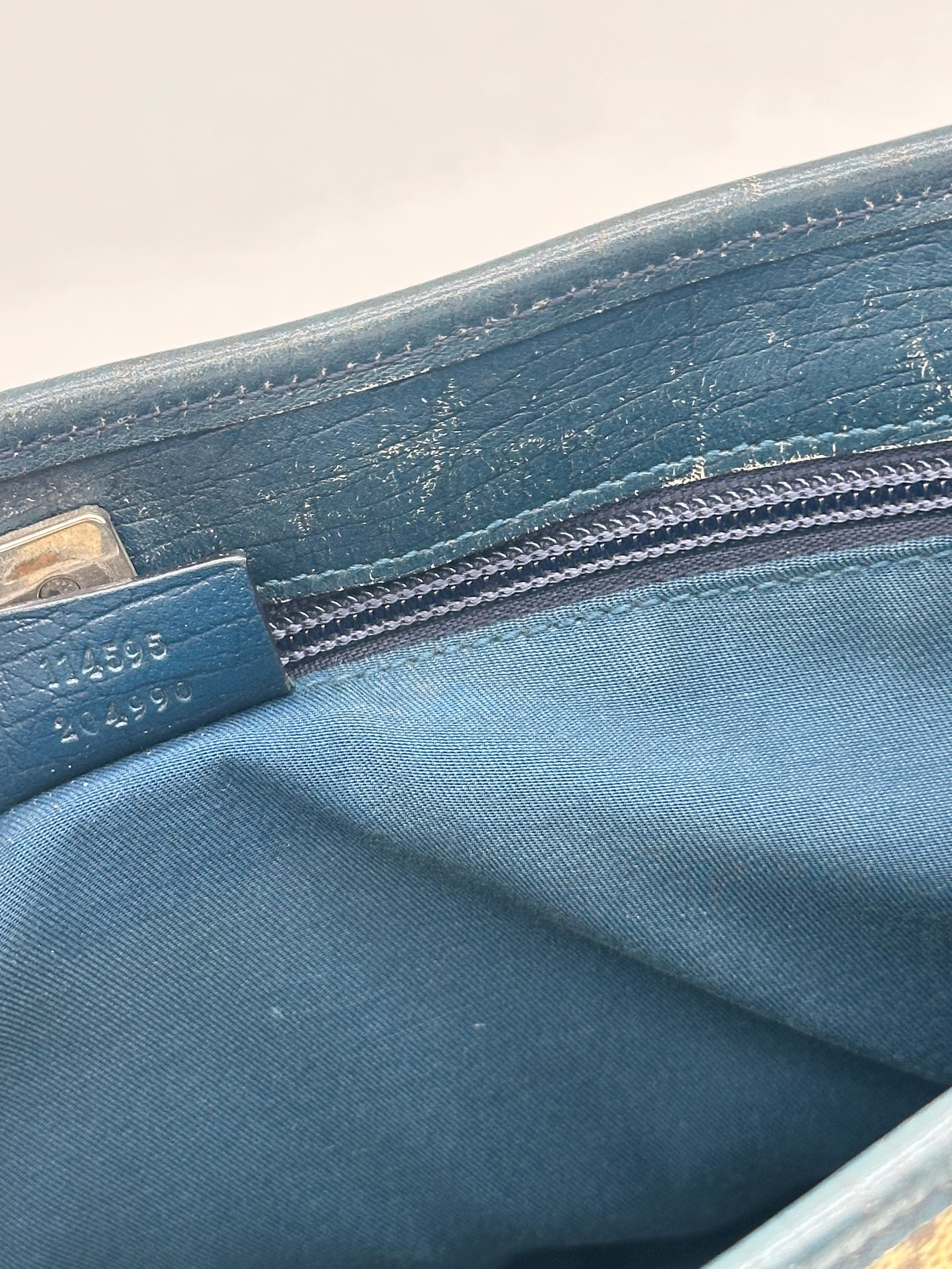 Gucci Medium Supreme Tote Bag