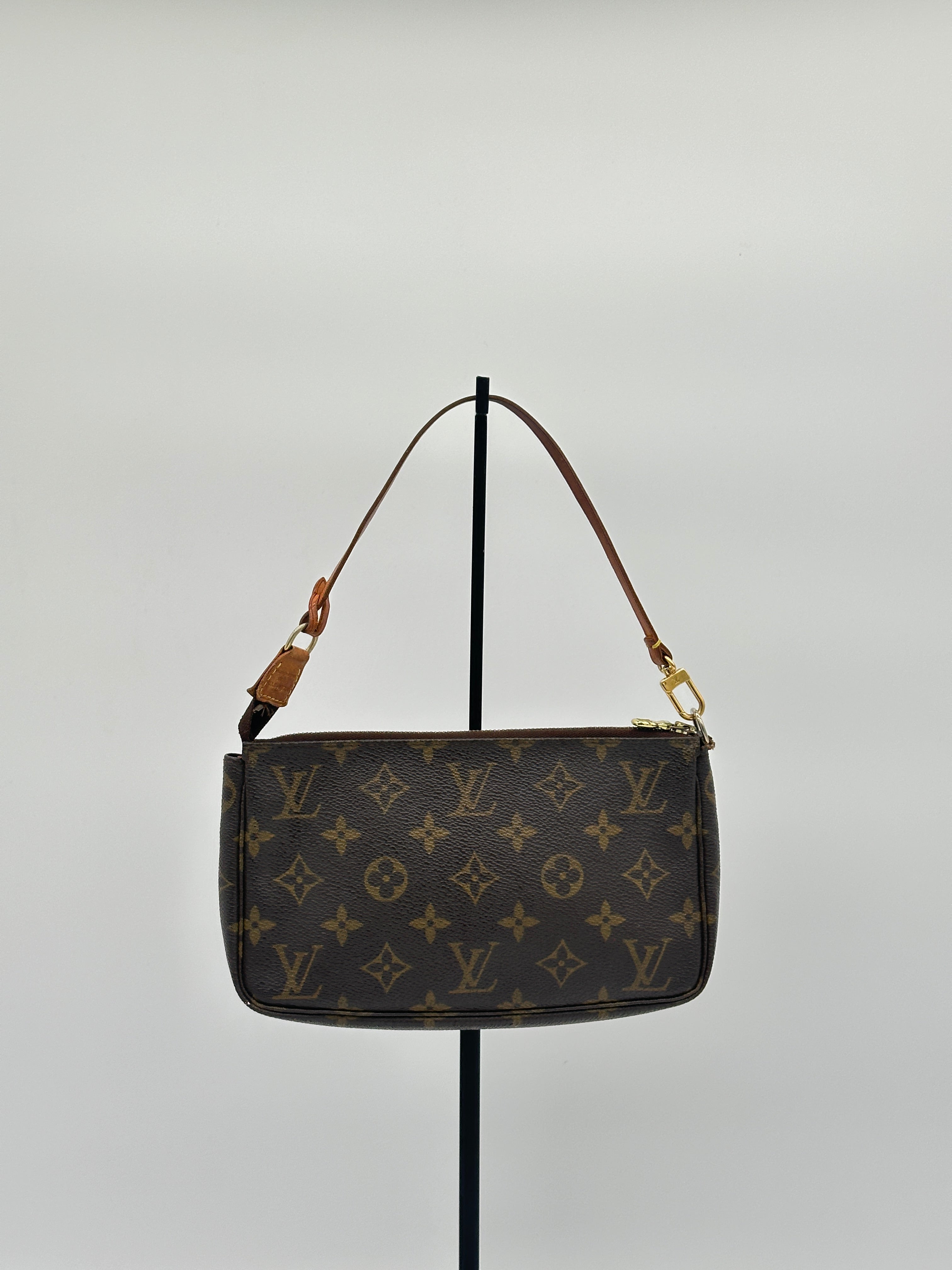 Louis Vuitton Pochette Accessoires