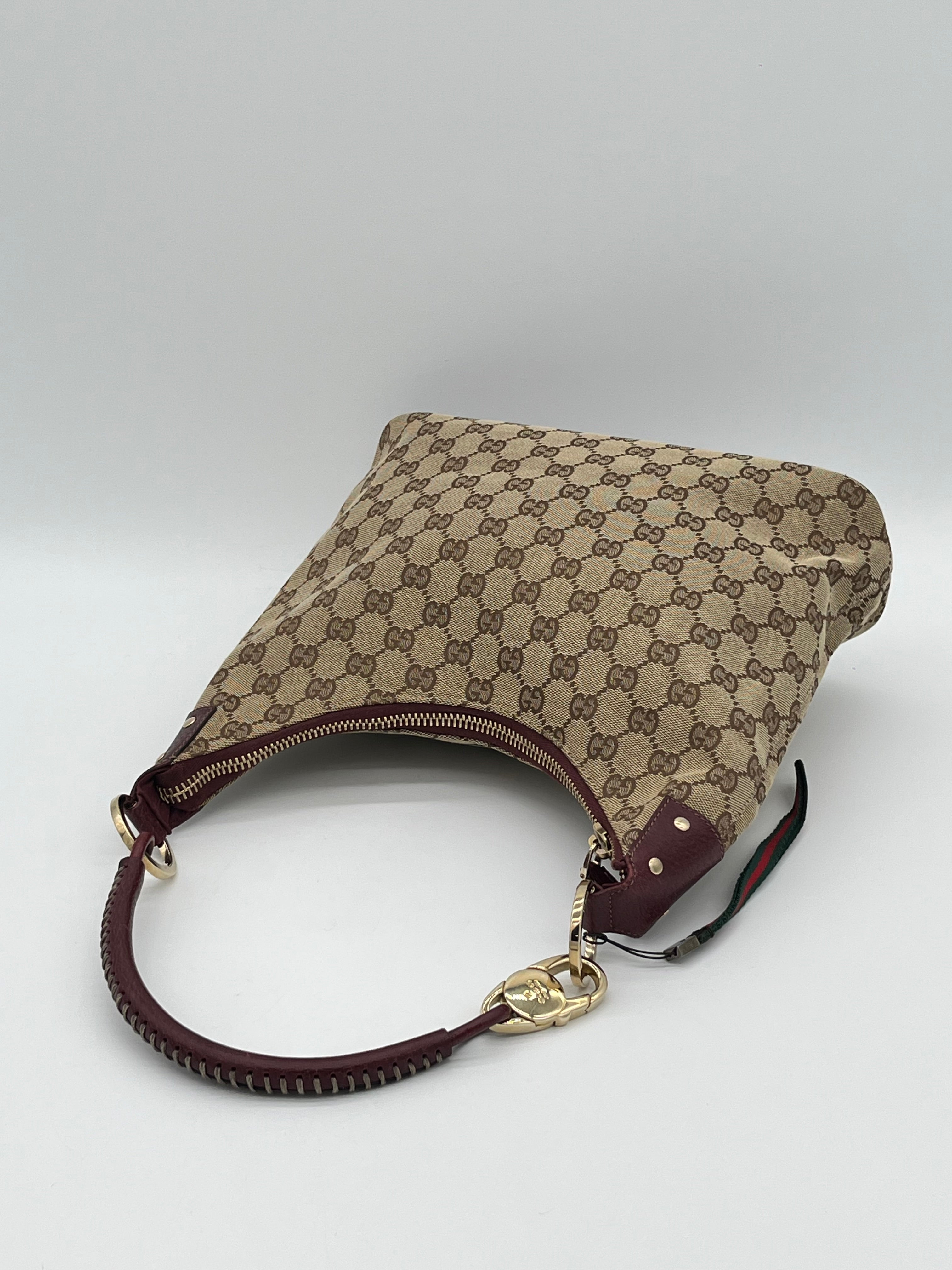 Gucci Lock Canvas