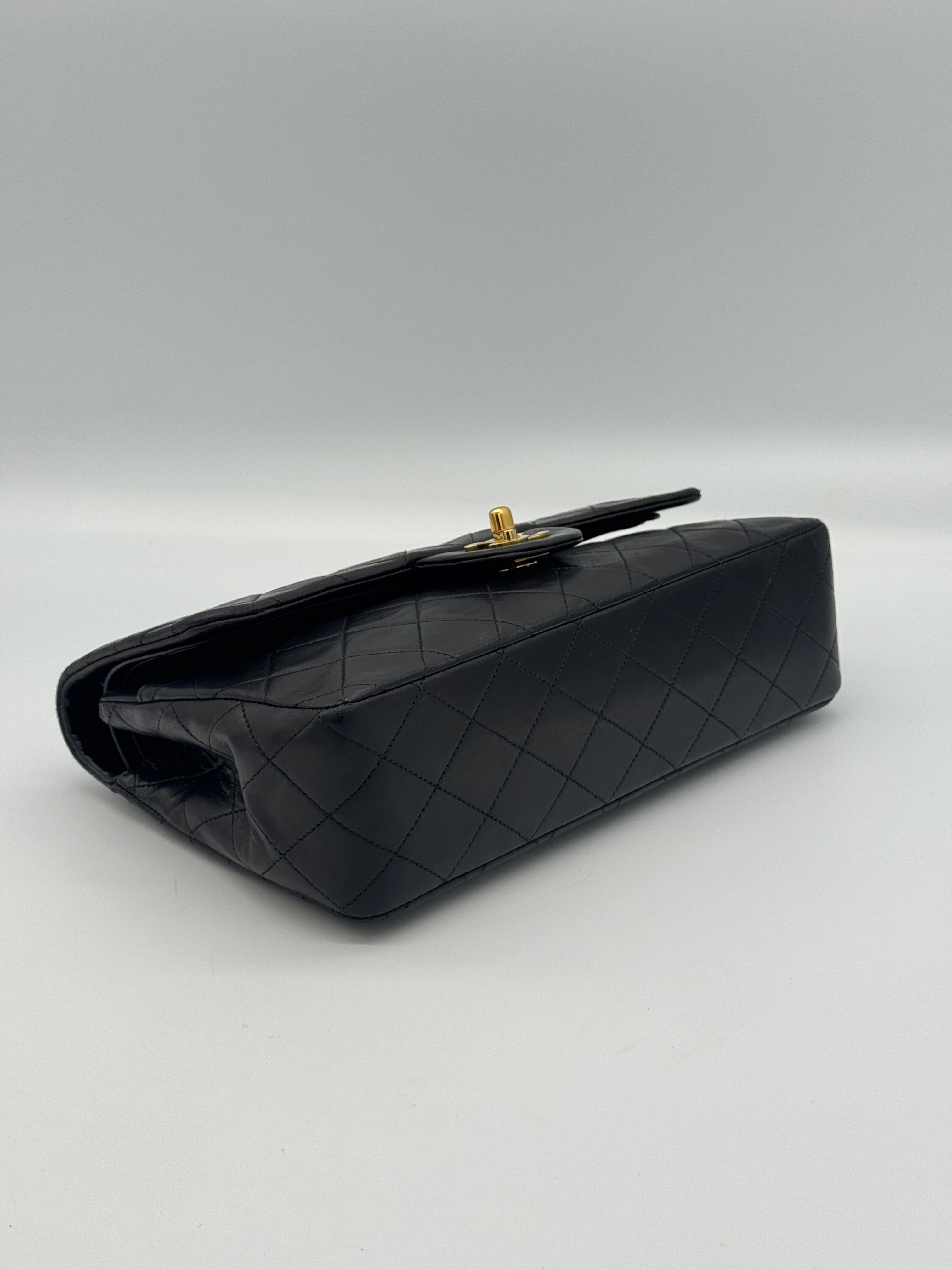 Chanel Classic Medium