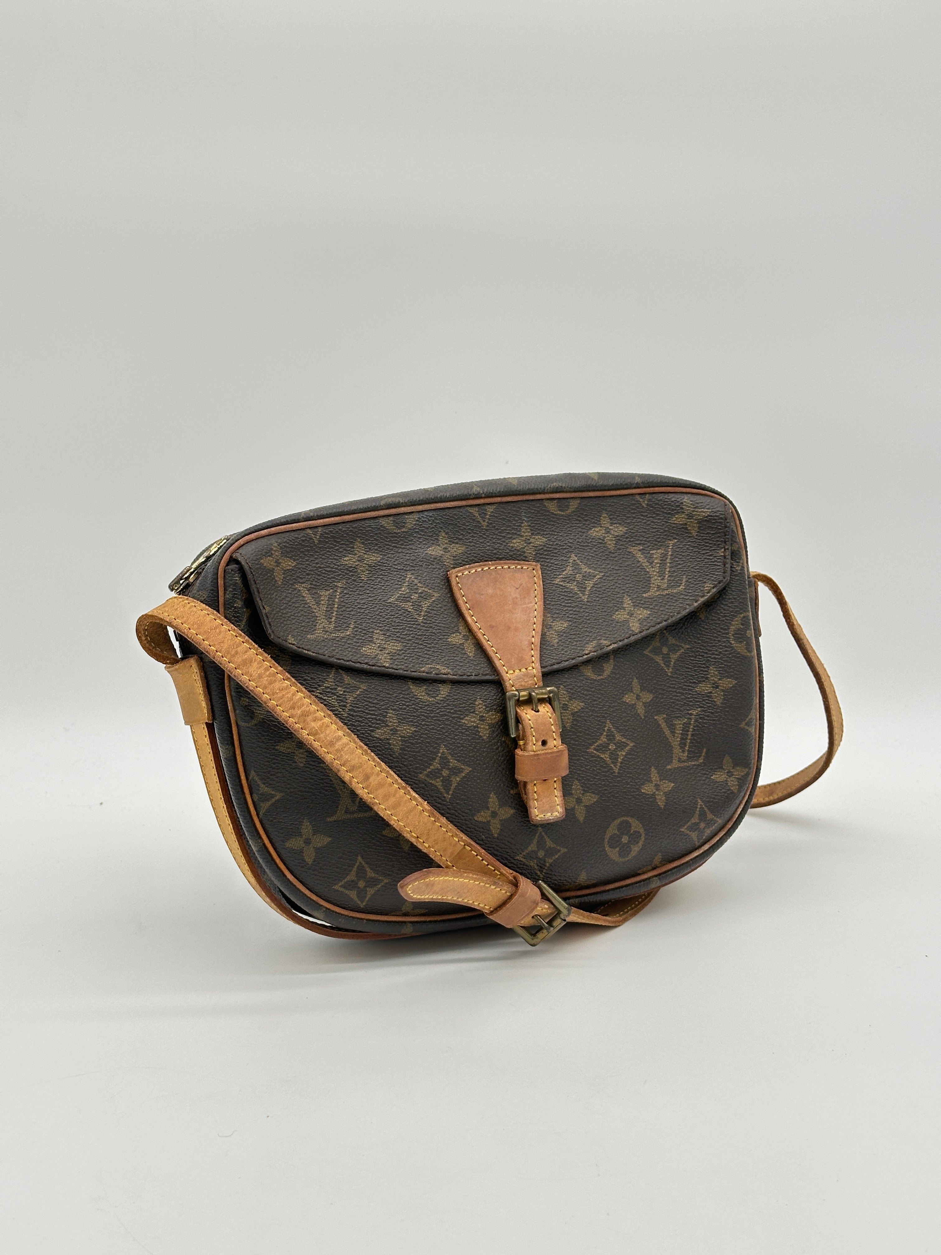 Louis Vuitton Jeune Fille MM