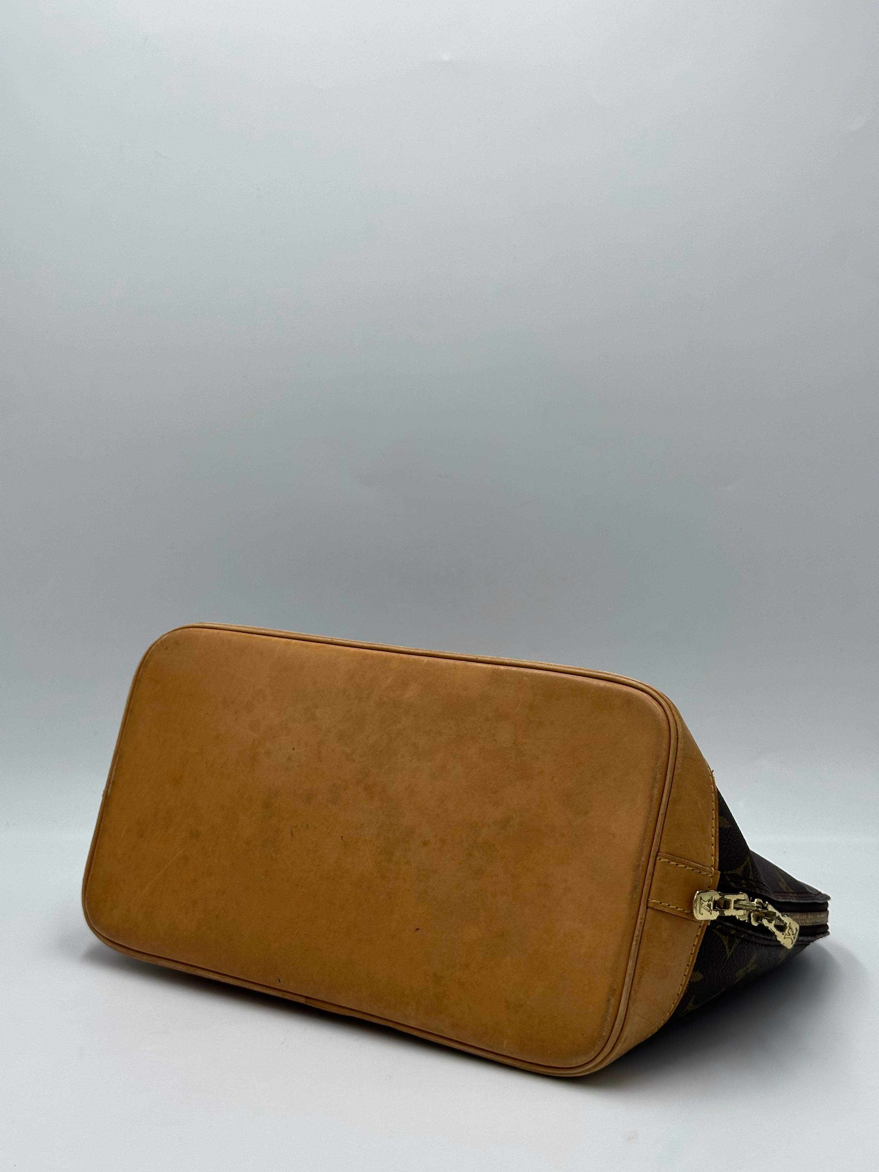 Louis Vuitton Alma PM