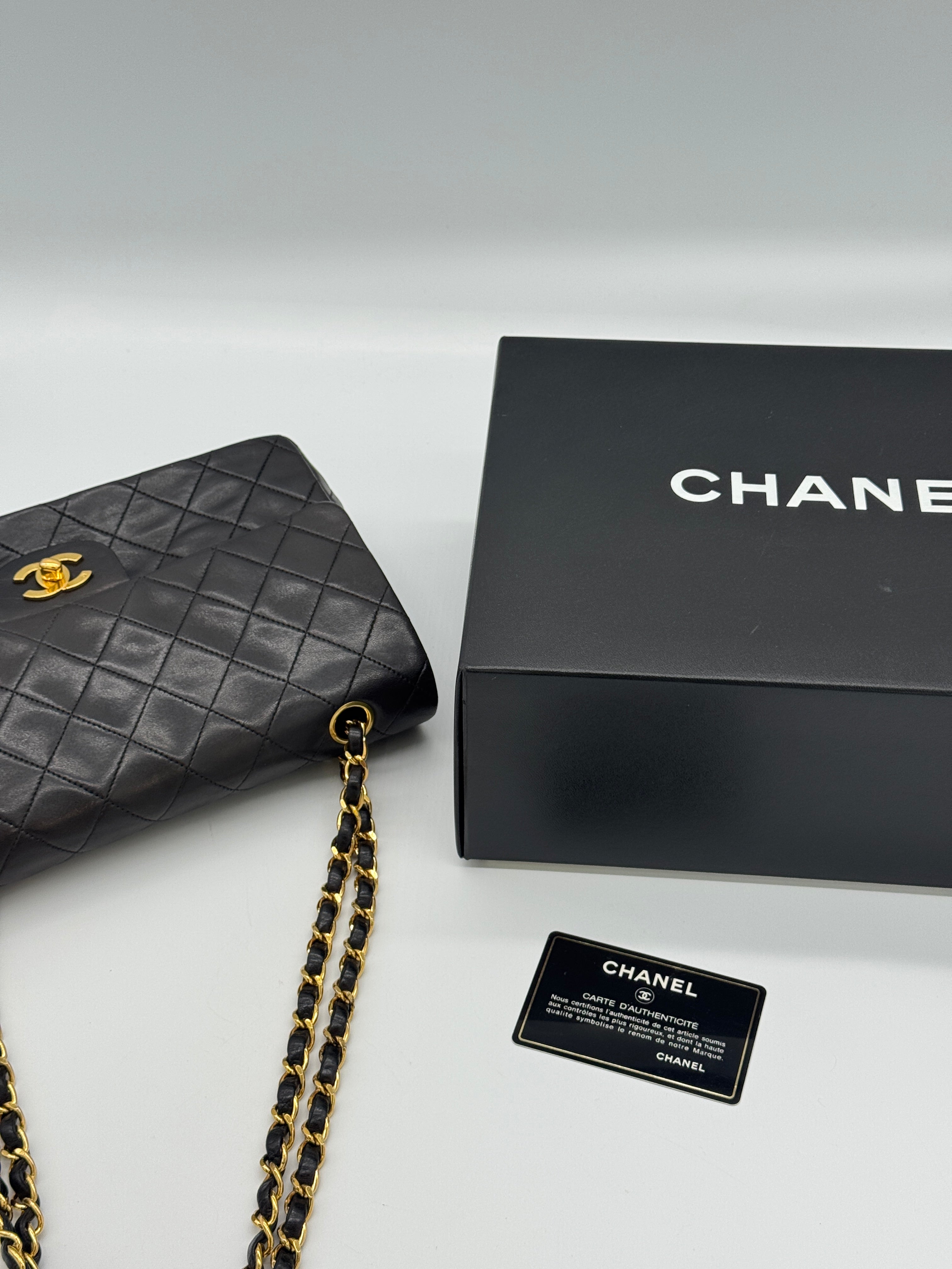 Chanel Classic Medium