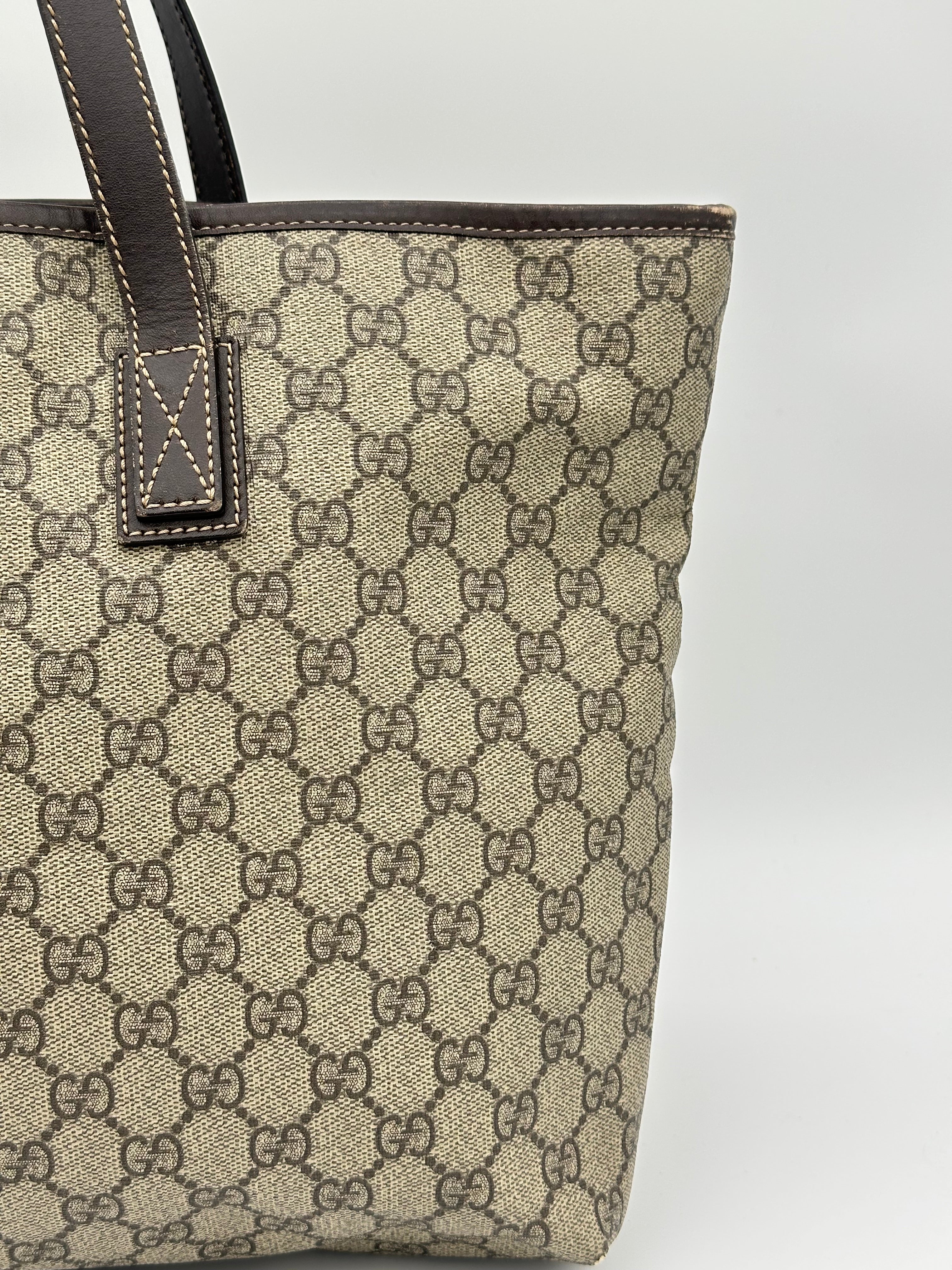 Gucci GG Supreme Tote Bag