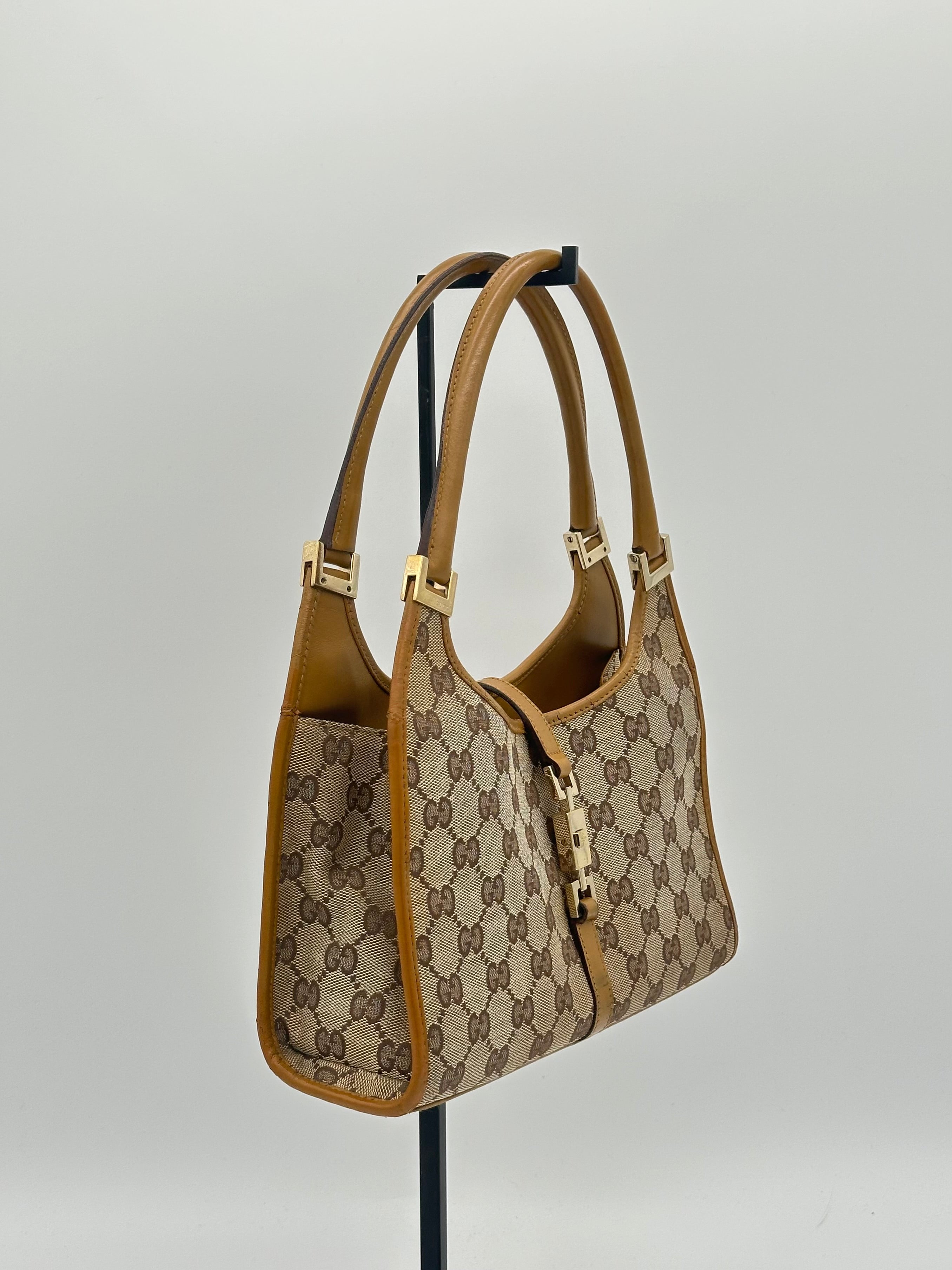 Gucci Jackie Bardot