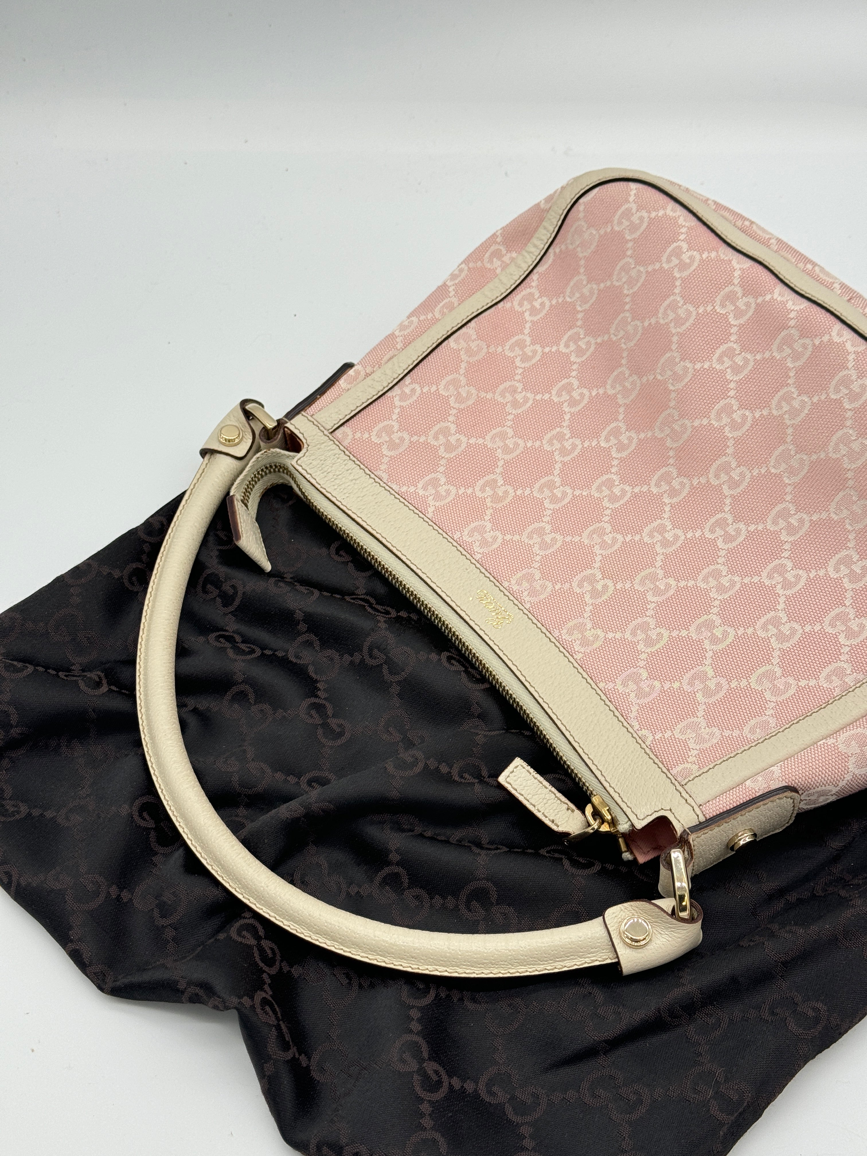 Gucci Small Abbey