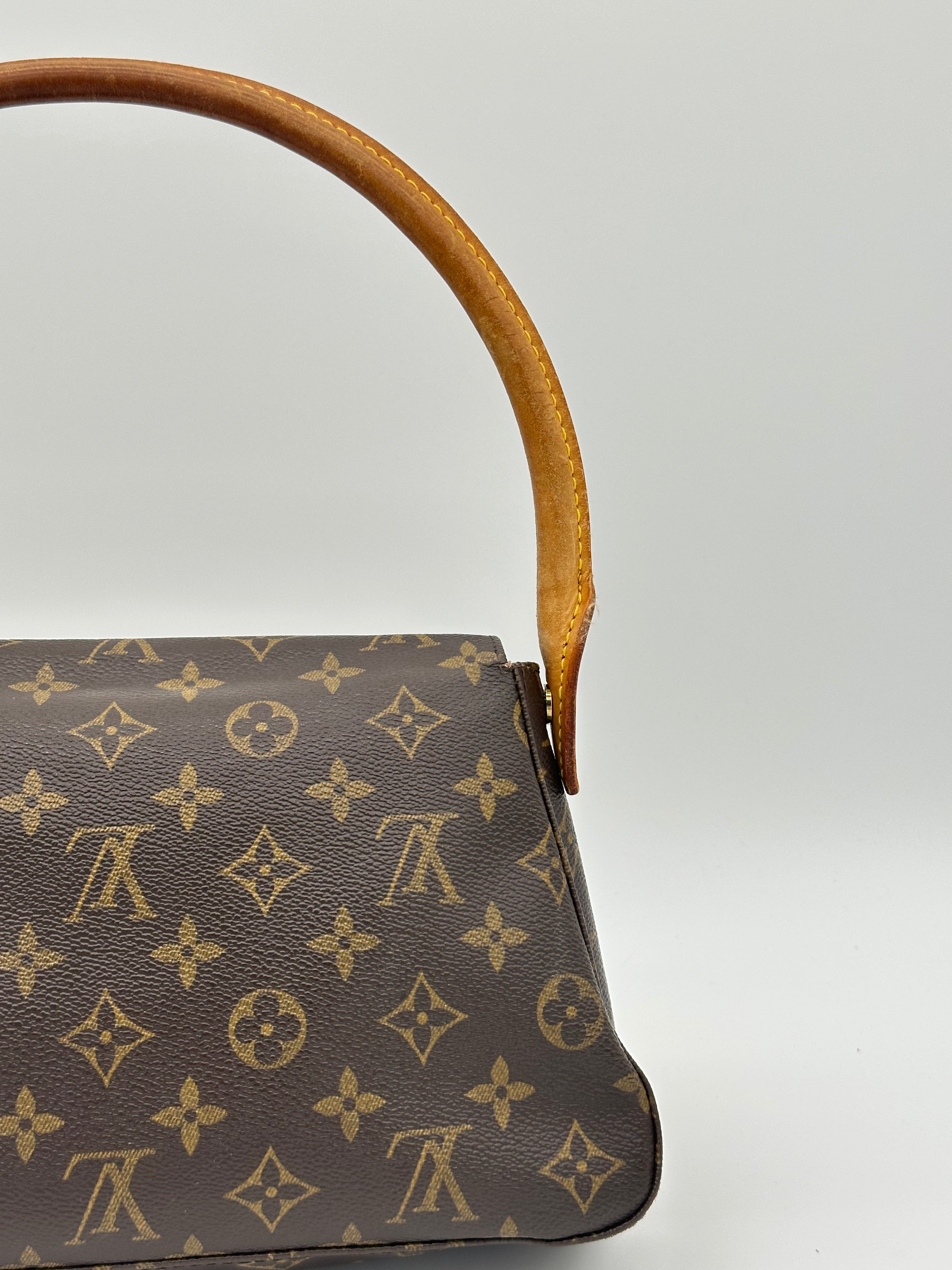 Louis Vuitton Mini Looping