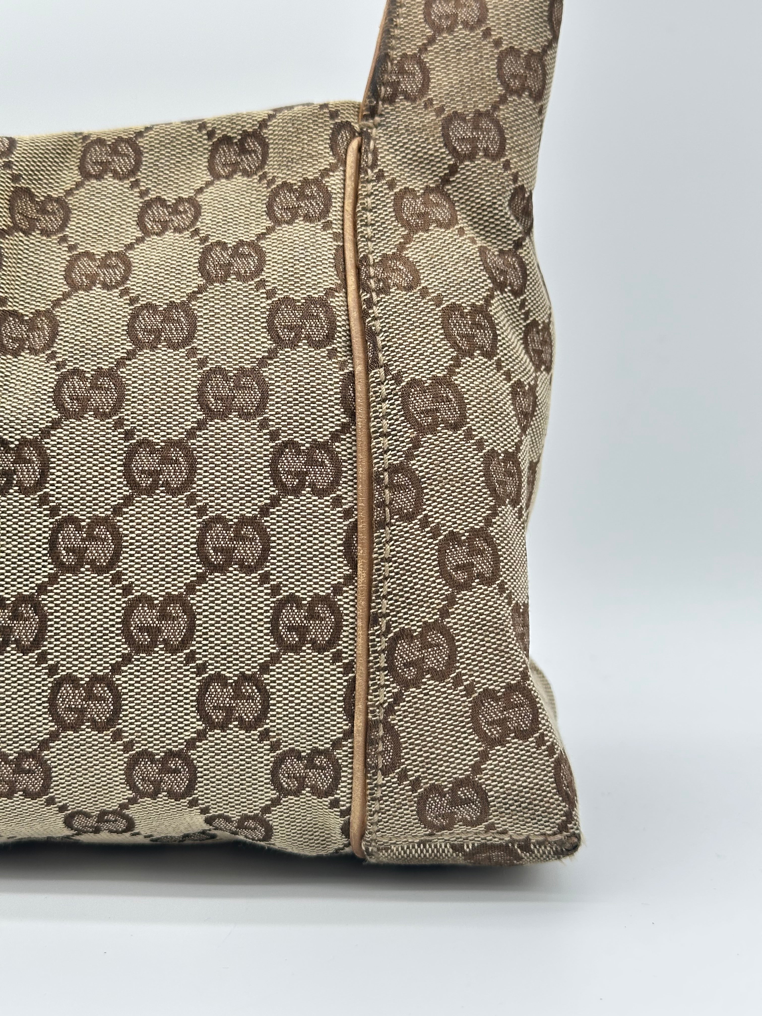 Gucci Canvas Shoulderbag