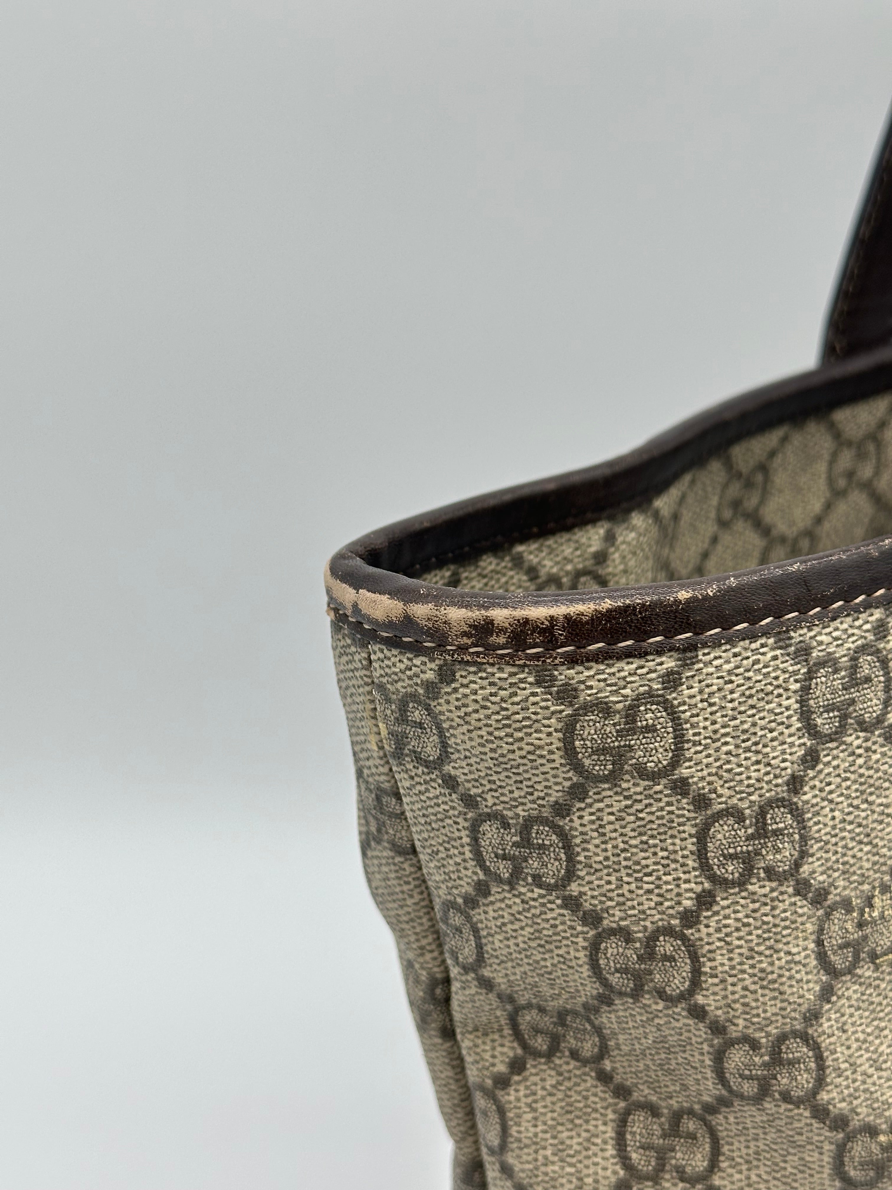 Gucci GG Supreme Tote Bag