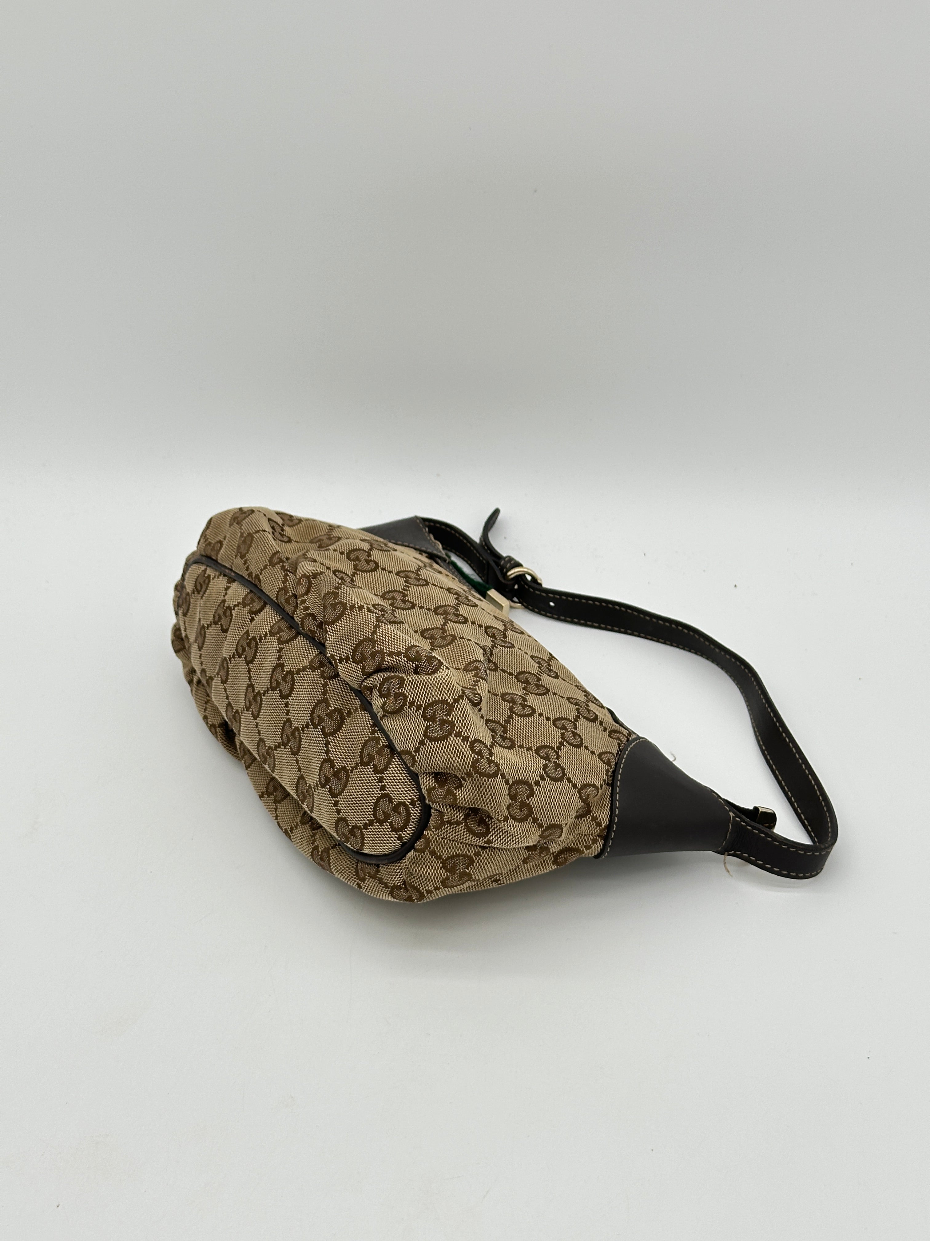 Gucci Pleated Pochette