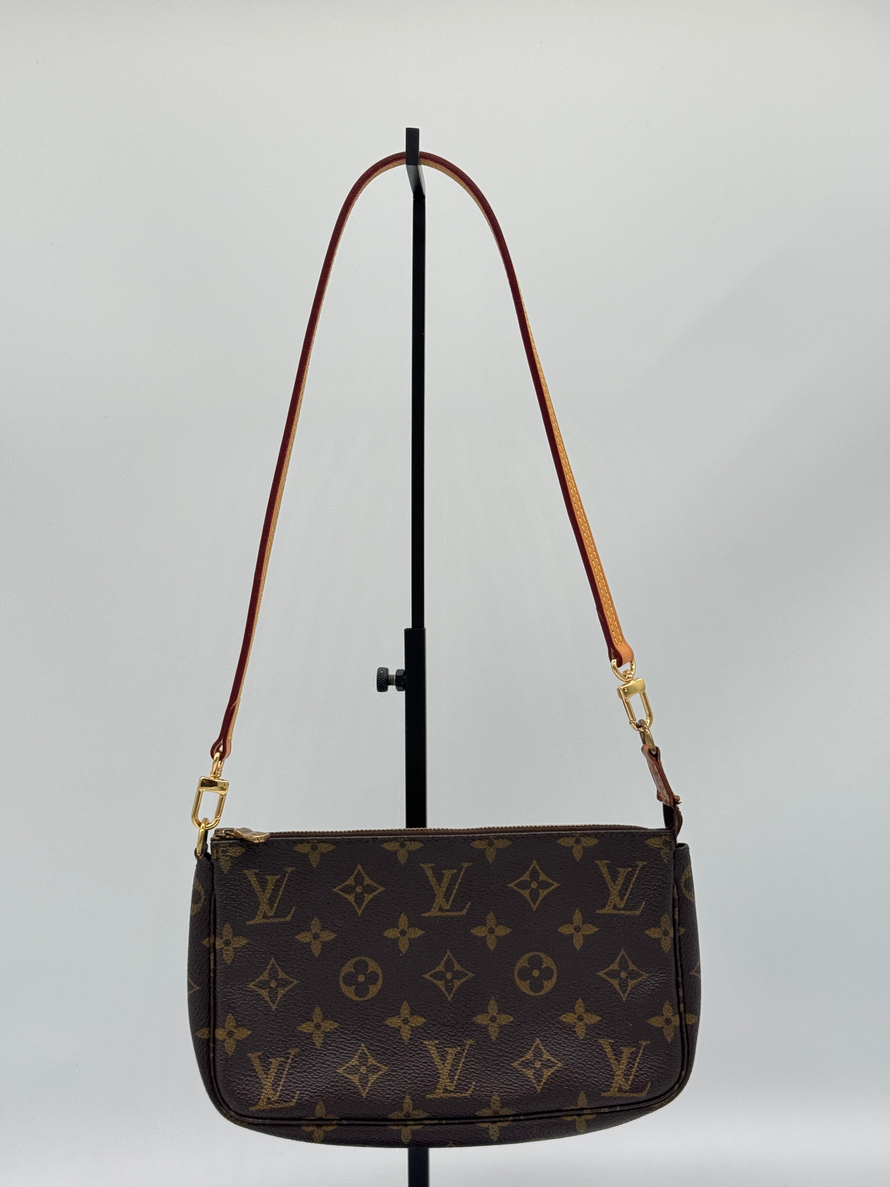 Vachetta strap