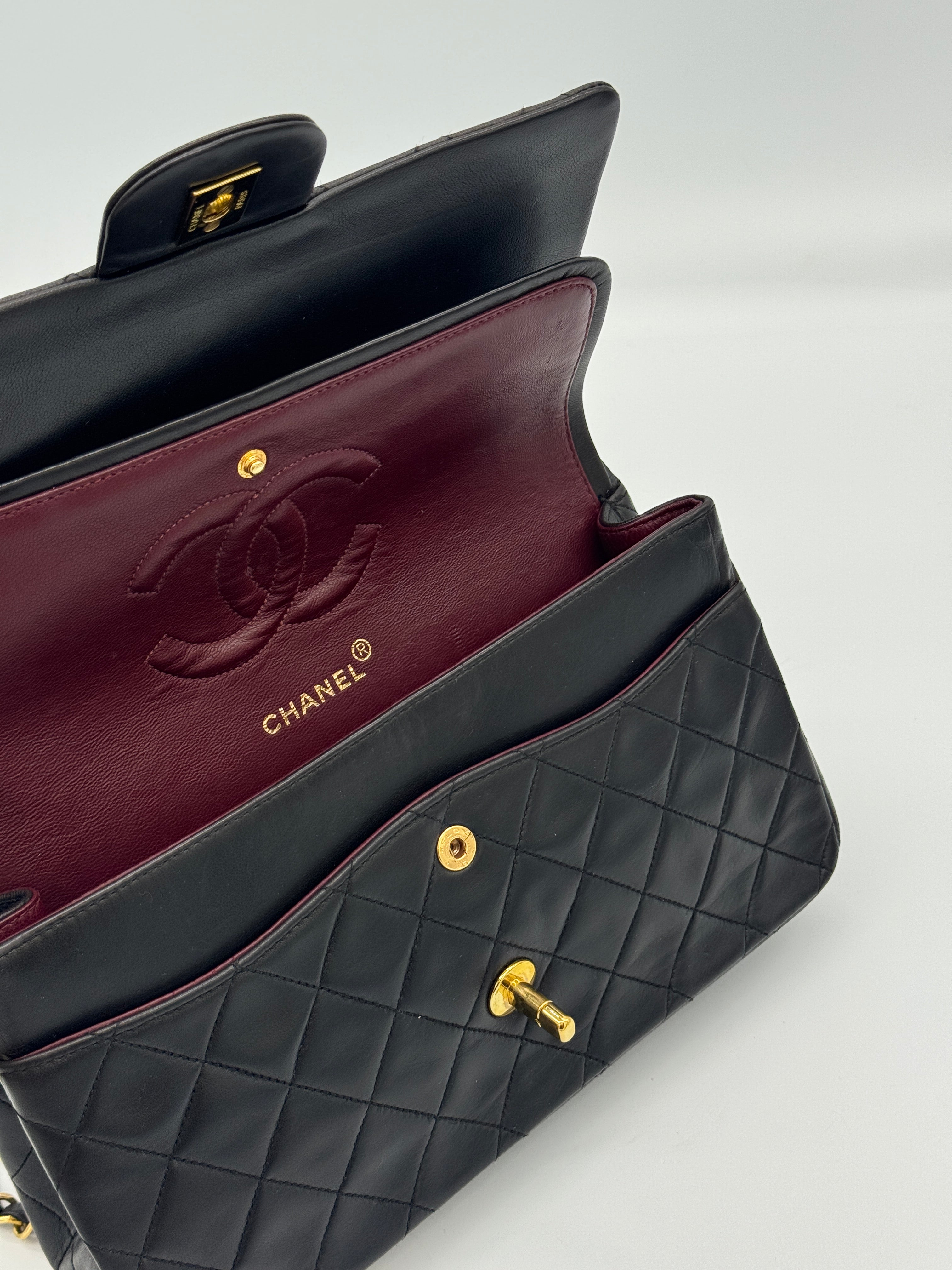 Chanel Classic Medium