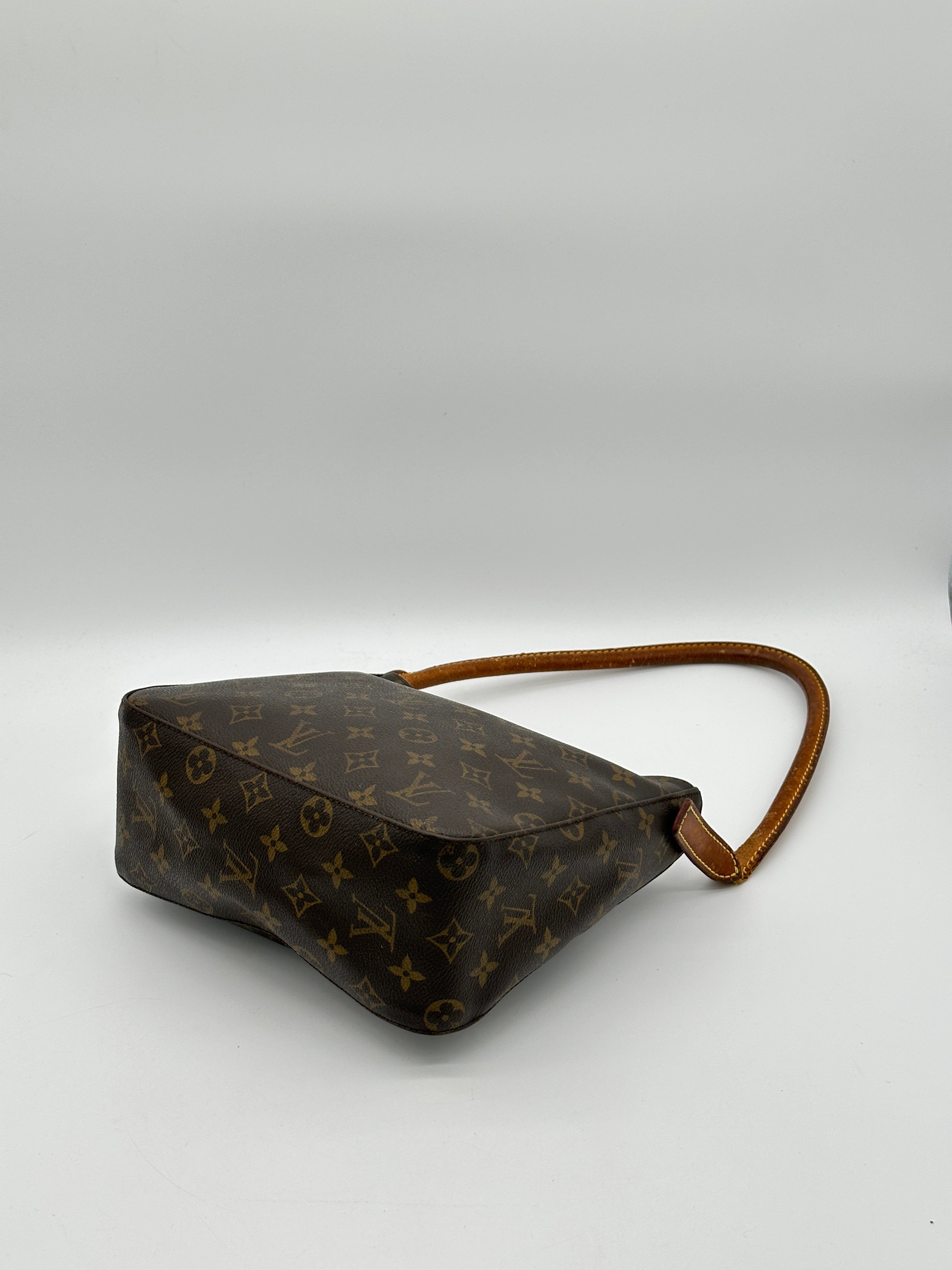 Louis Vuitton Looping MM