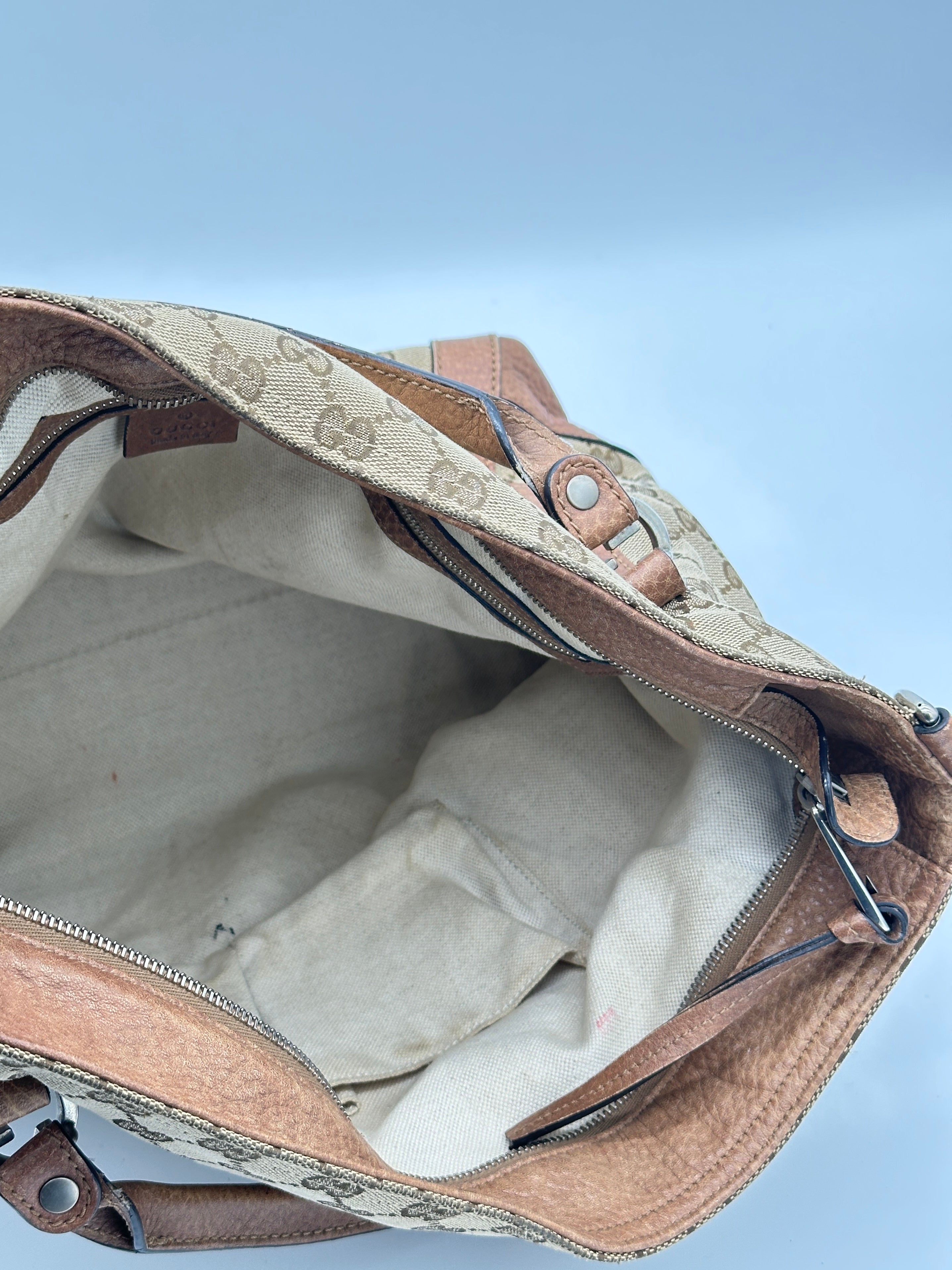 Gucci Miss Canvas