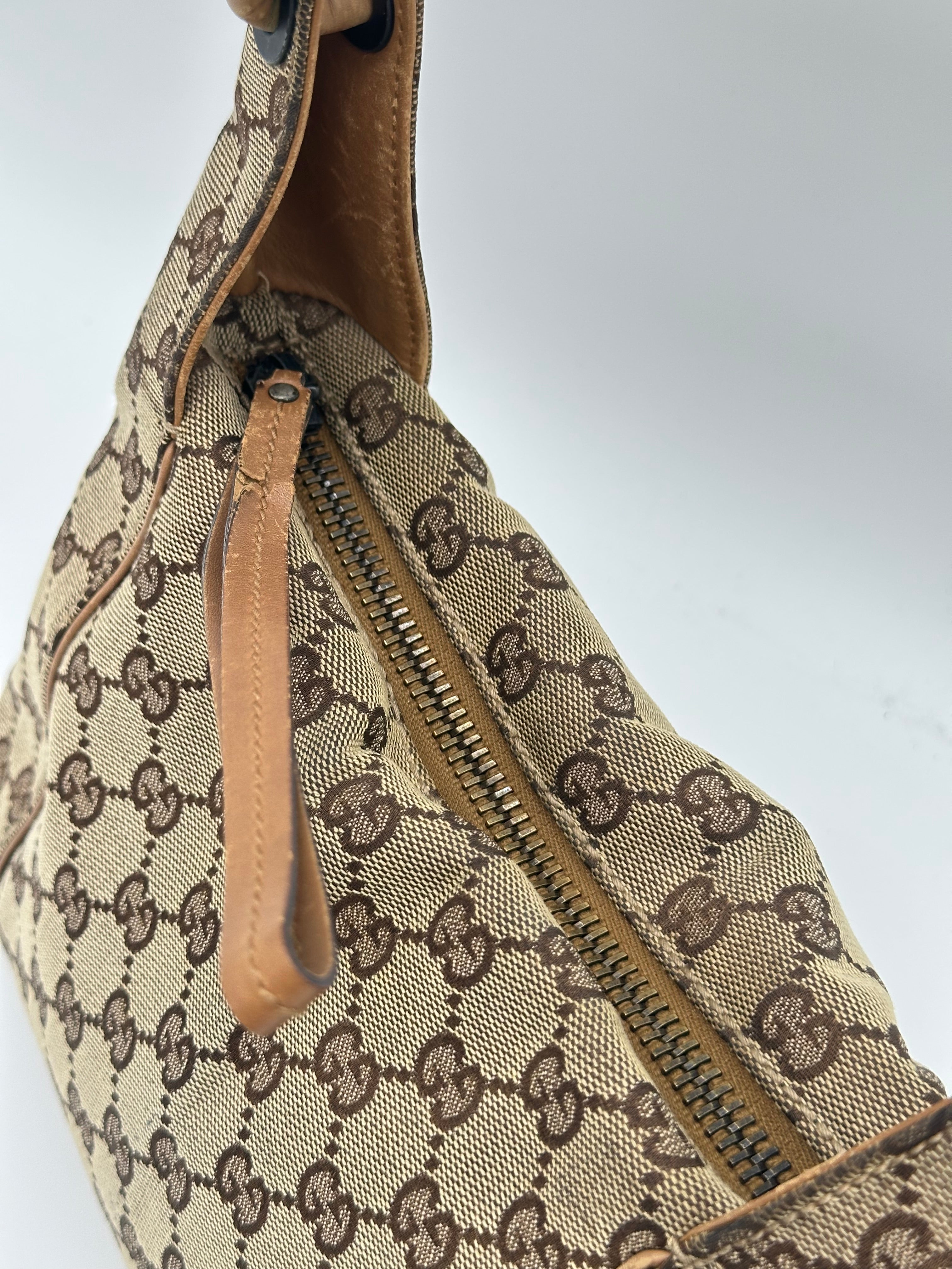Gucci Canvas Shoulderbag
