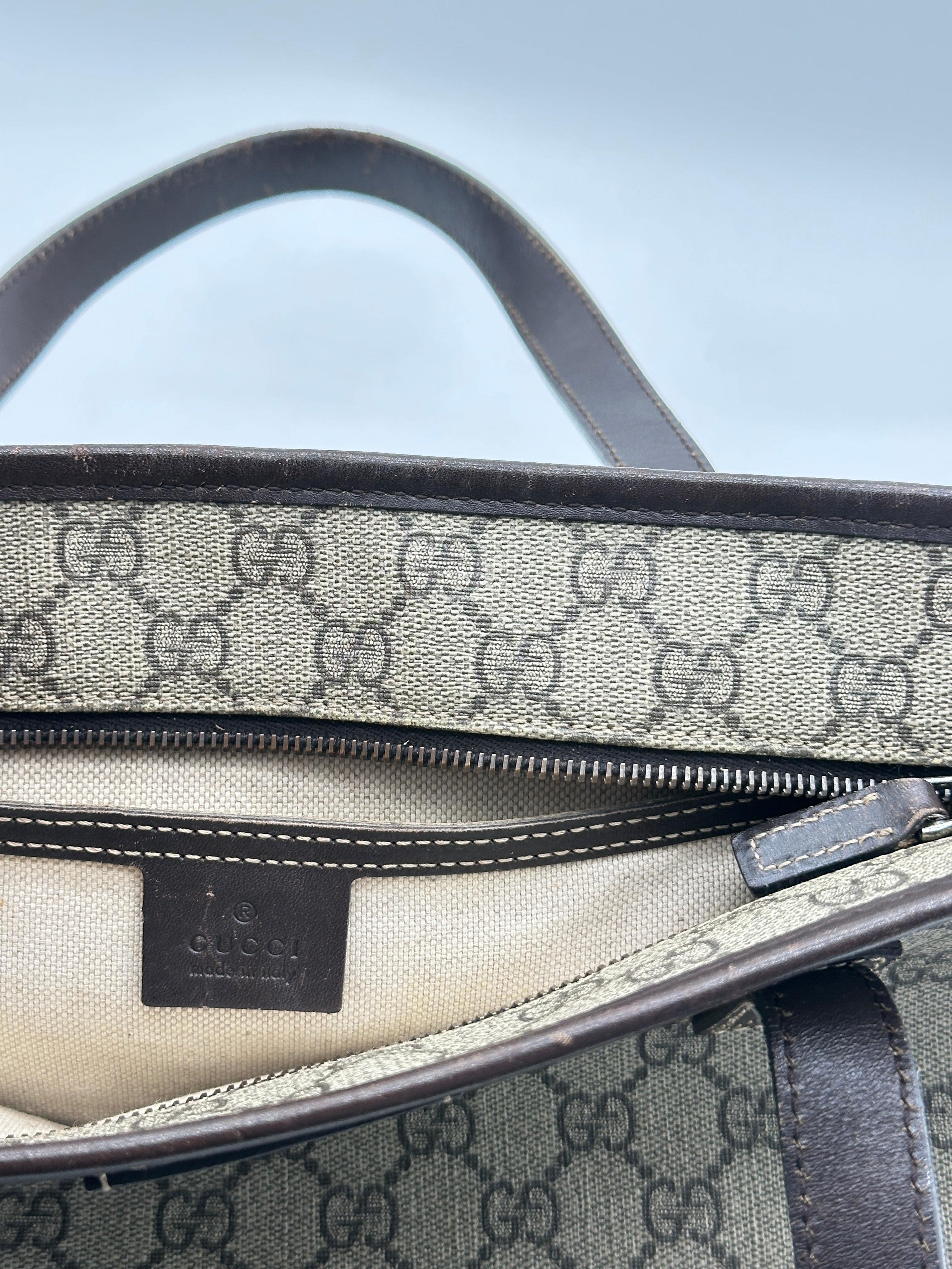 Gucci GG Supreme Tote Bag