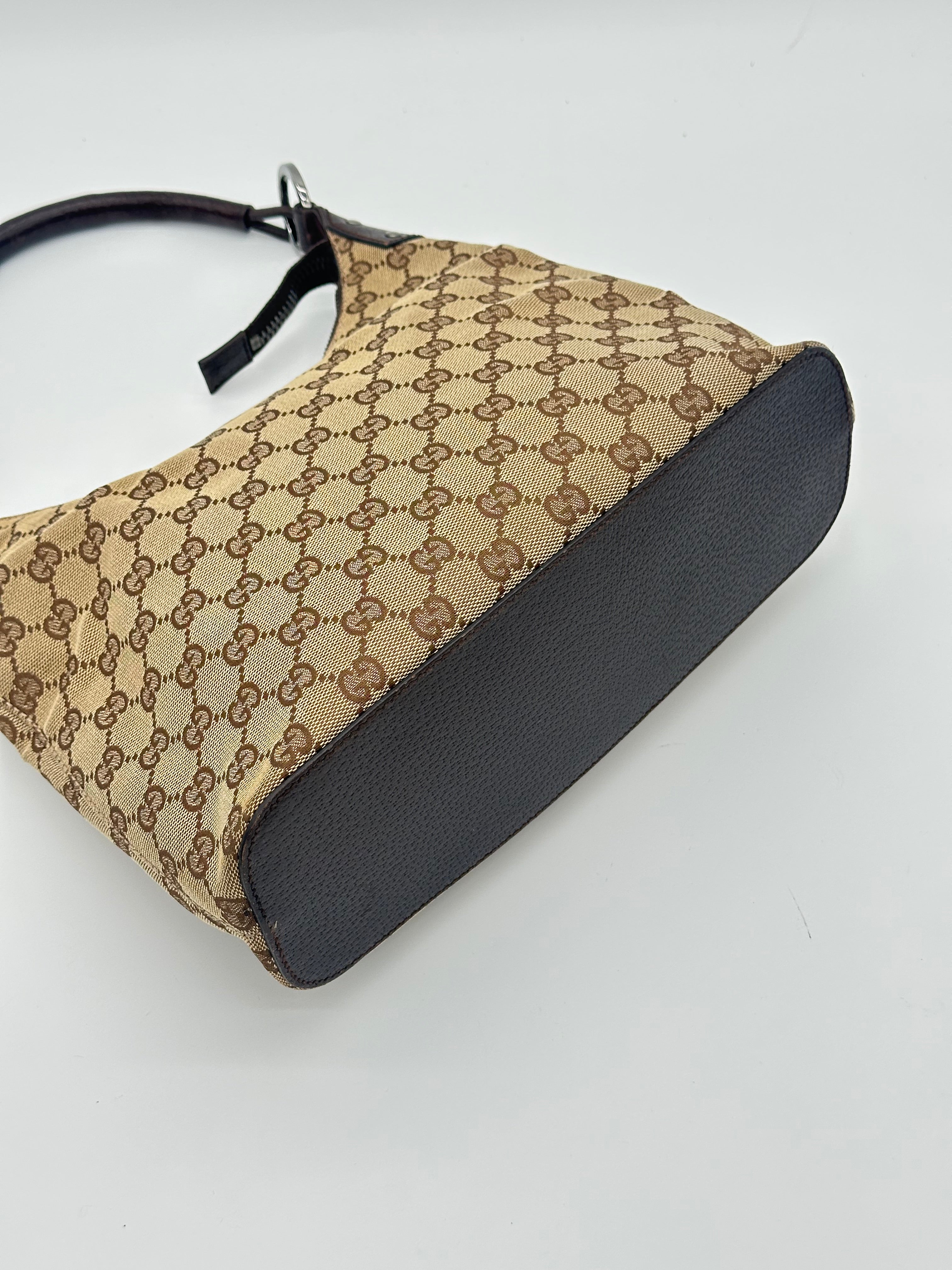 Gucci Lock Canvas