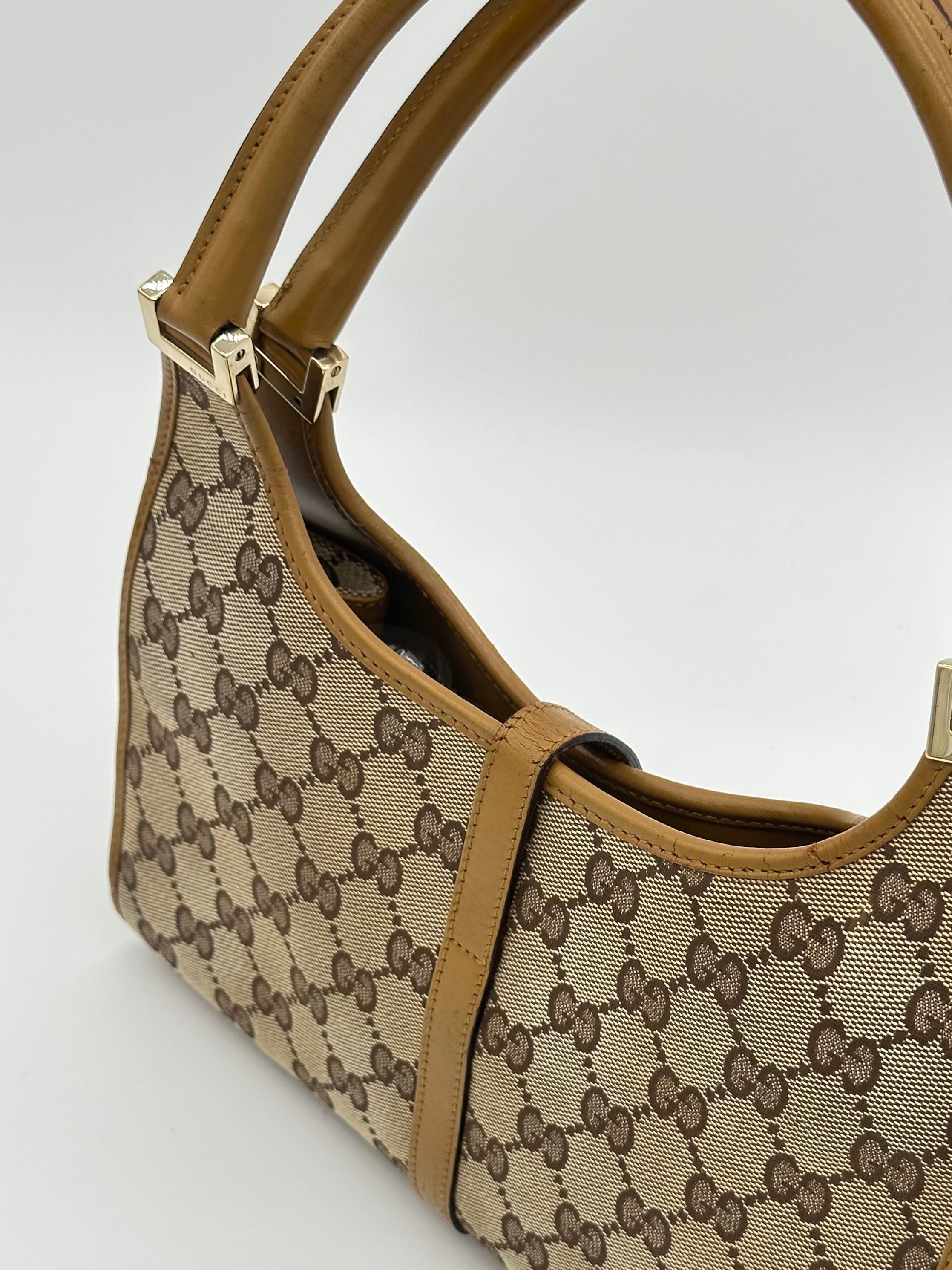 Gucci Jackie Bardot