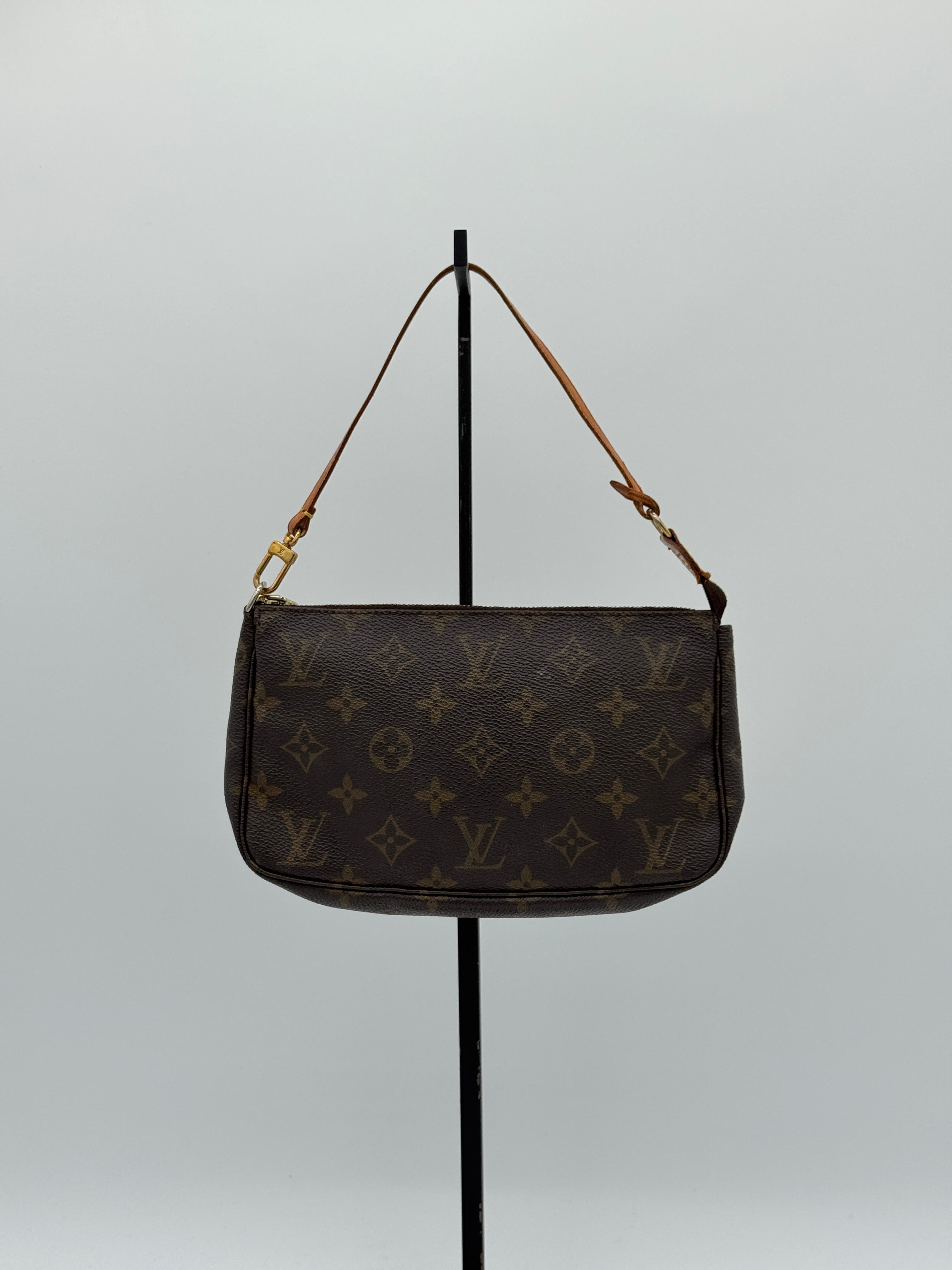 Louis Vuitton Pochette Accessoires