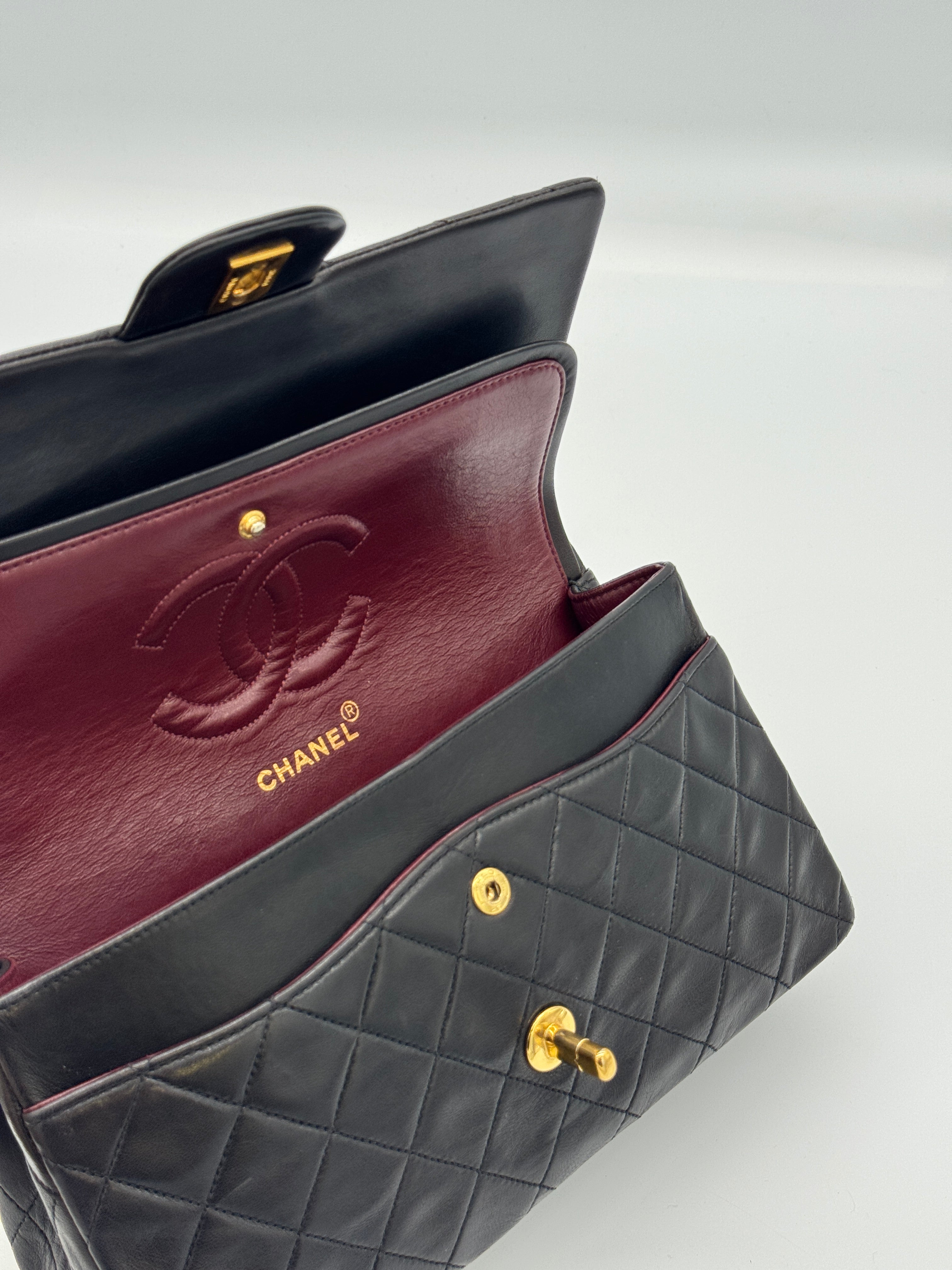 Chanel Classic Medium
