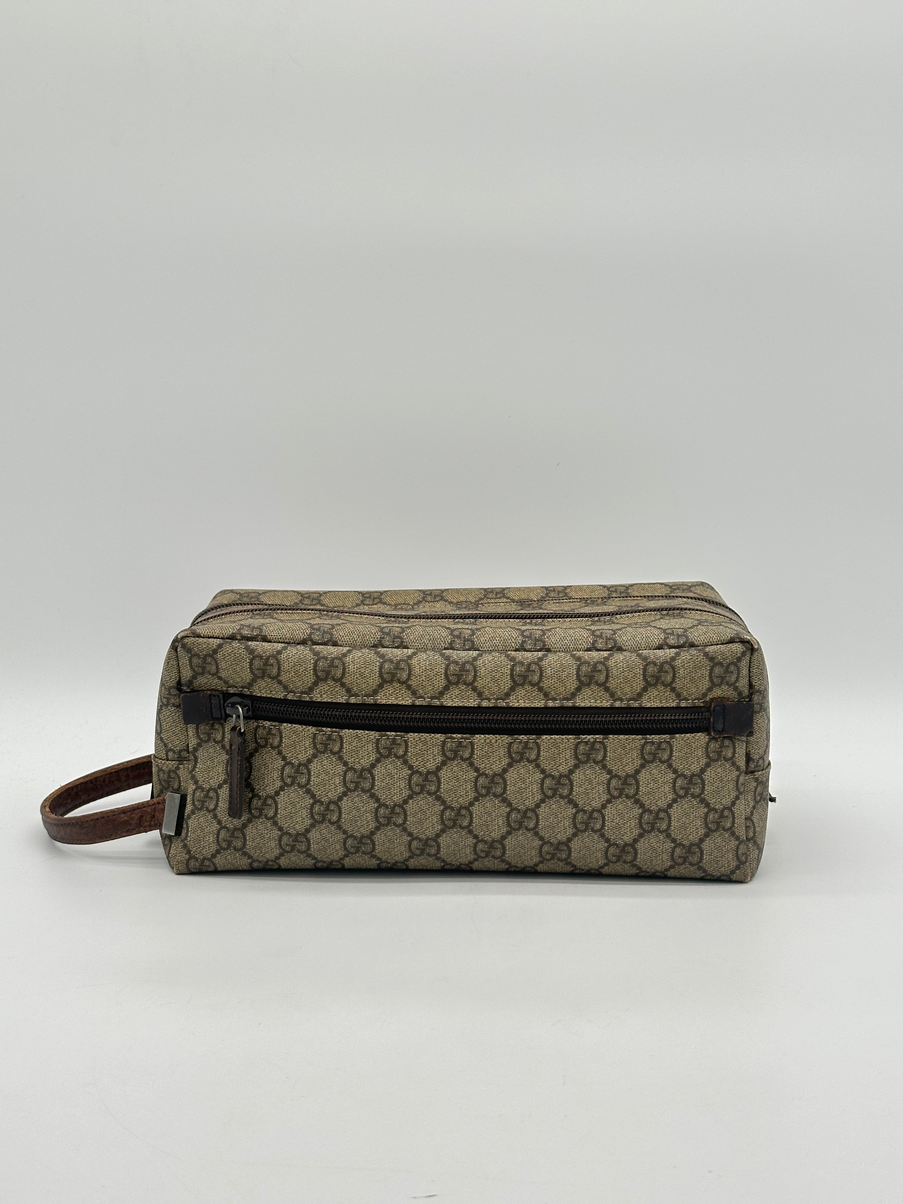 Gucci Supreme Pouch
