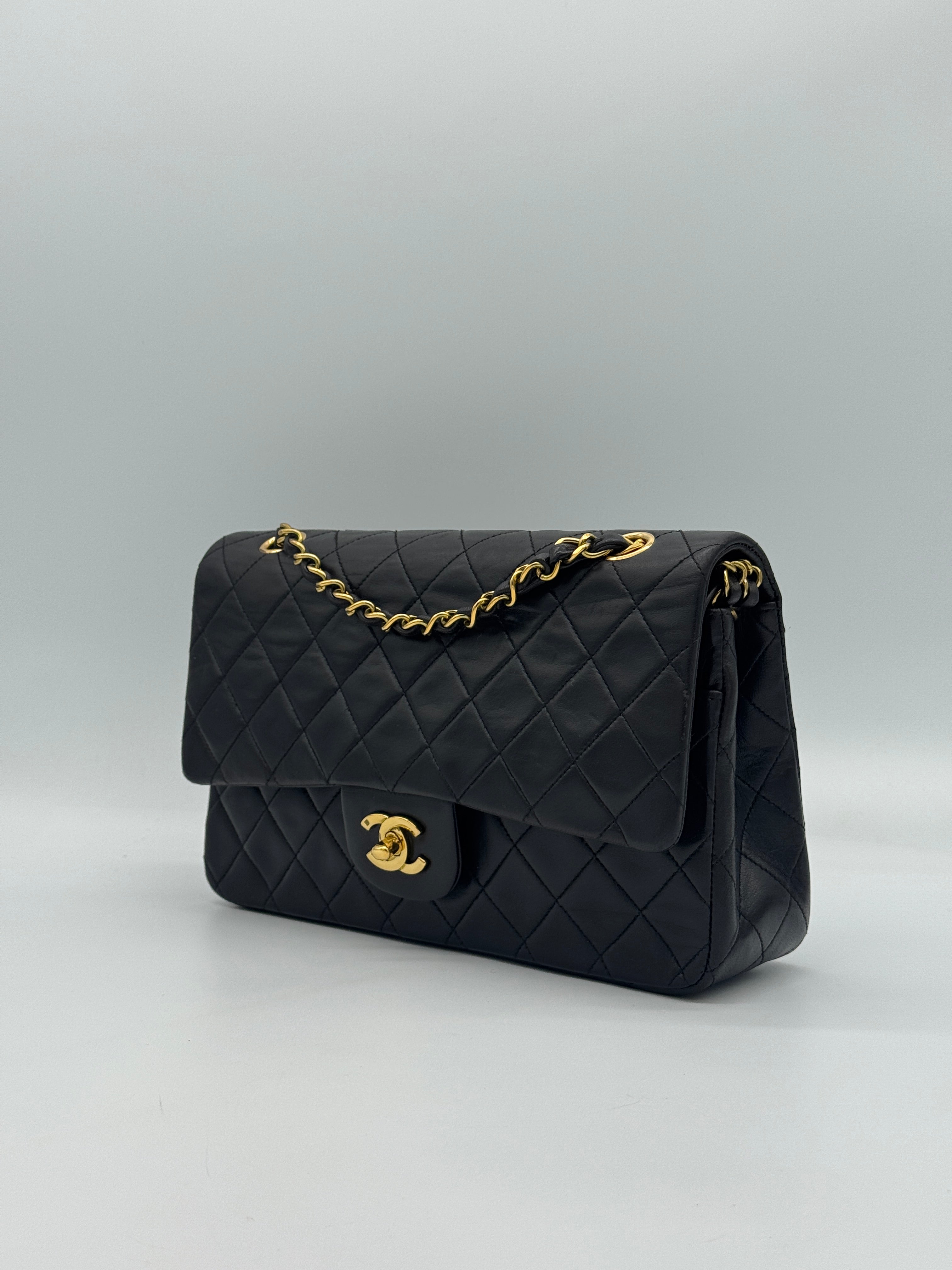 Chanel Classic Medium