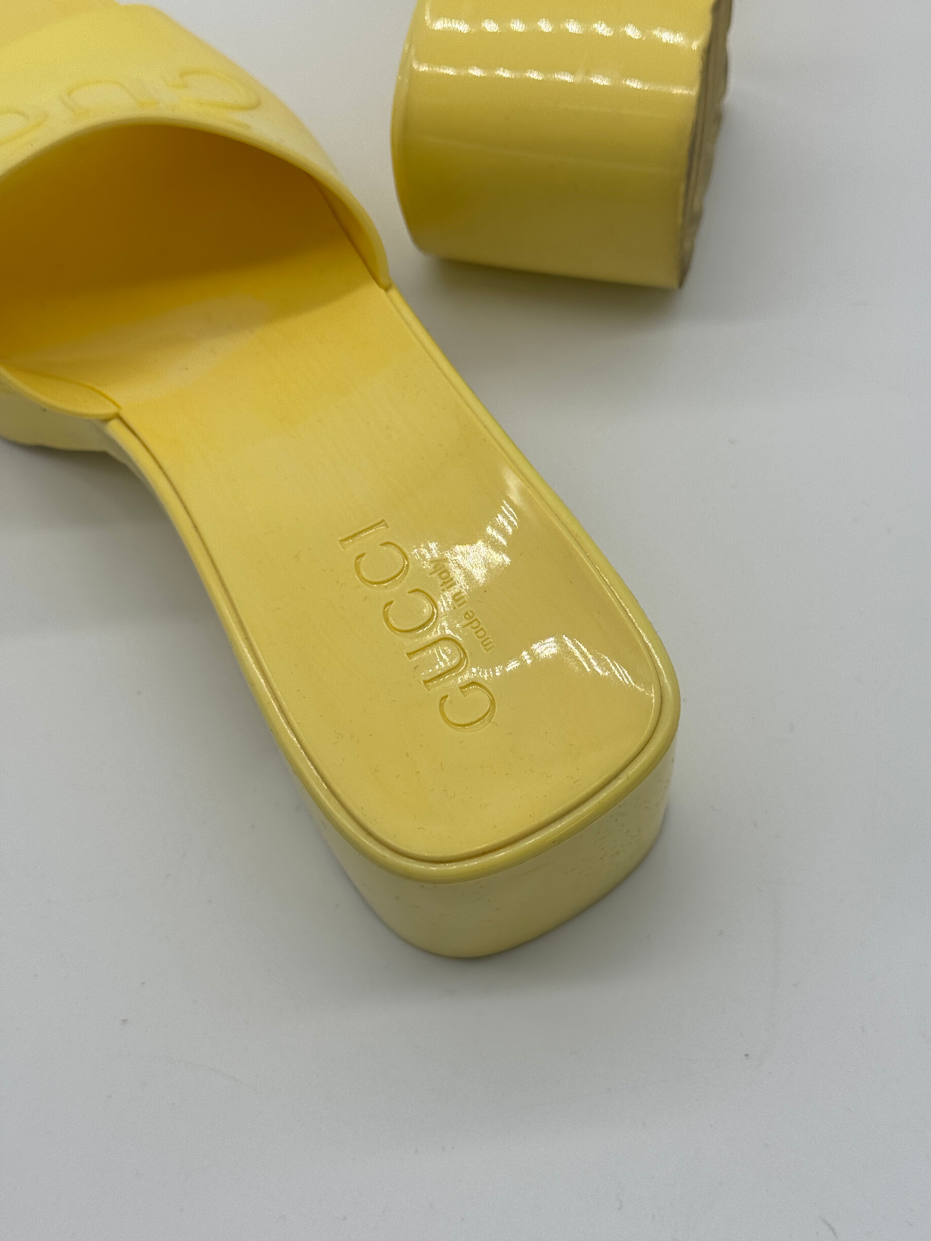 Gucci Rubber Slides