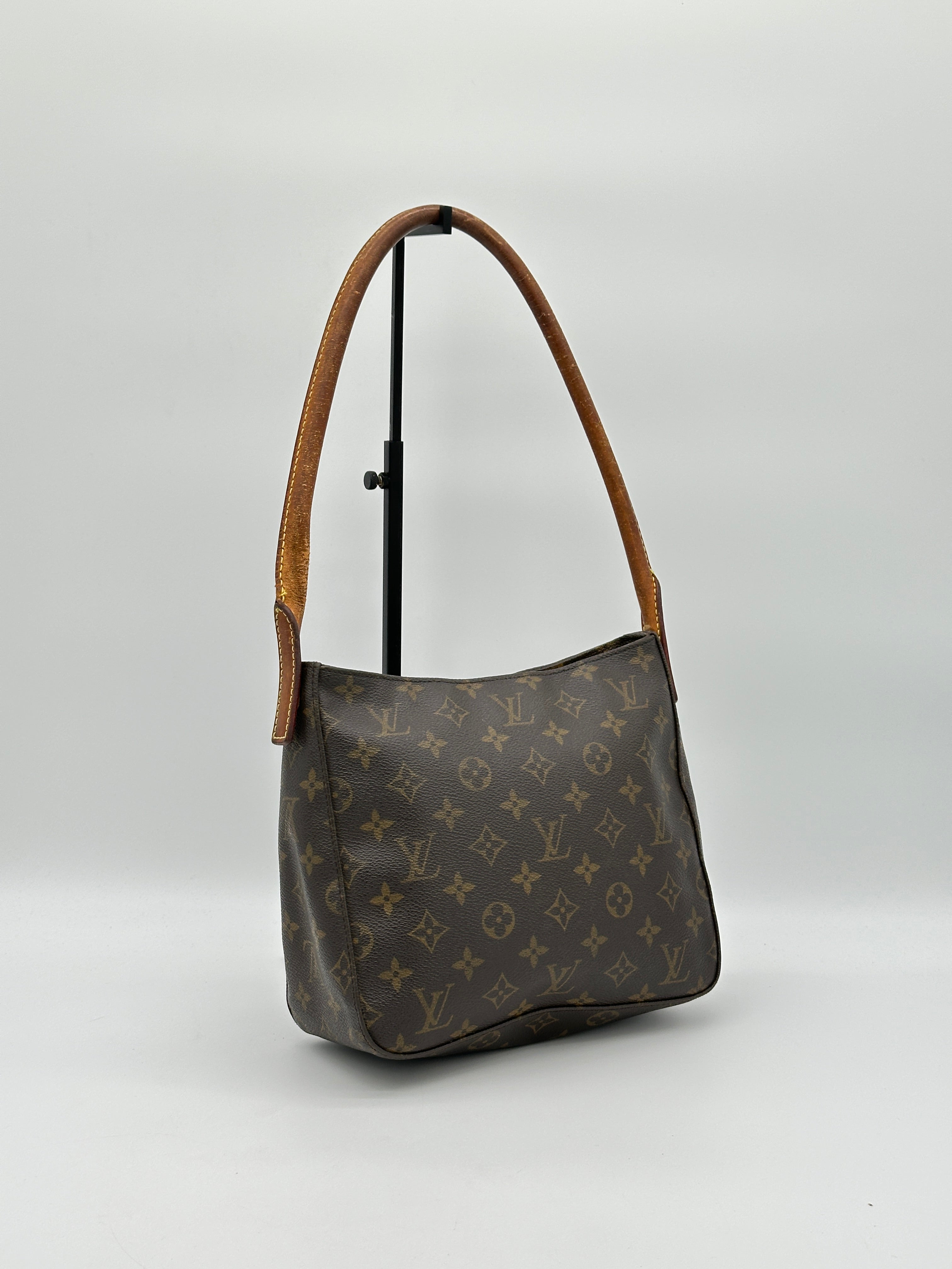 Louis Vuitton Looping MM