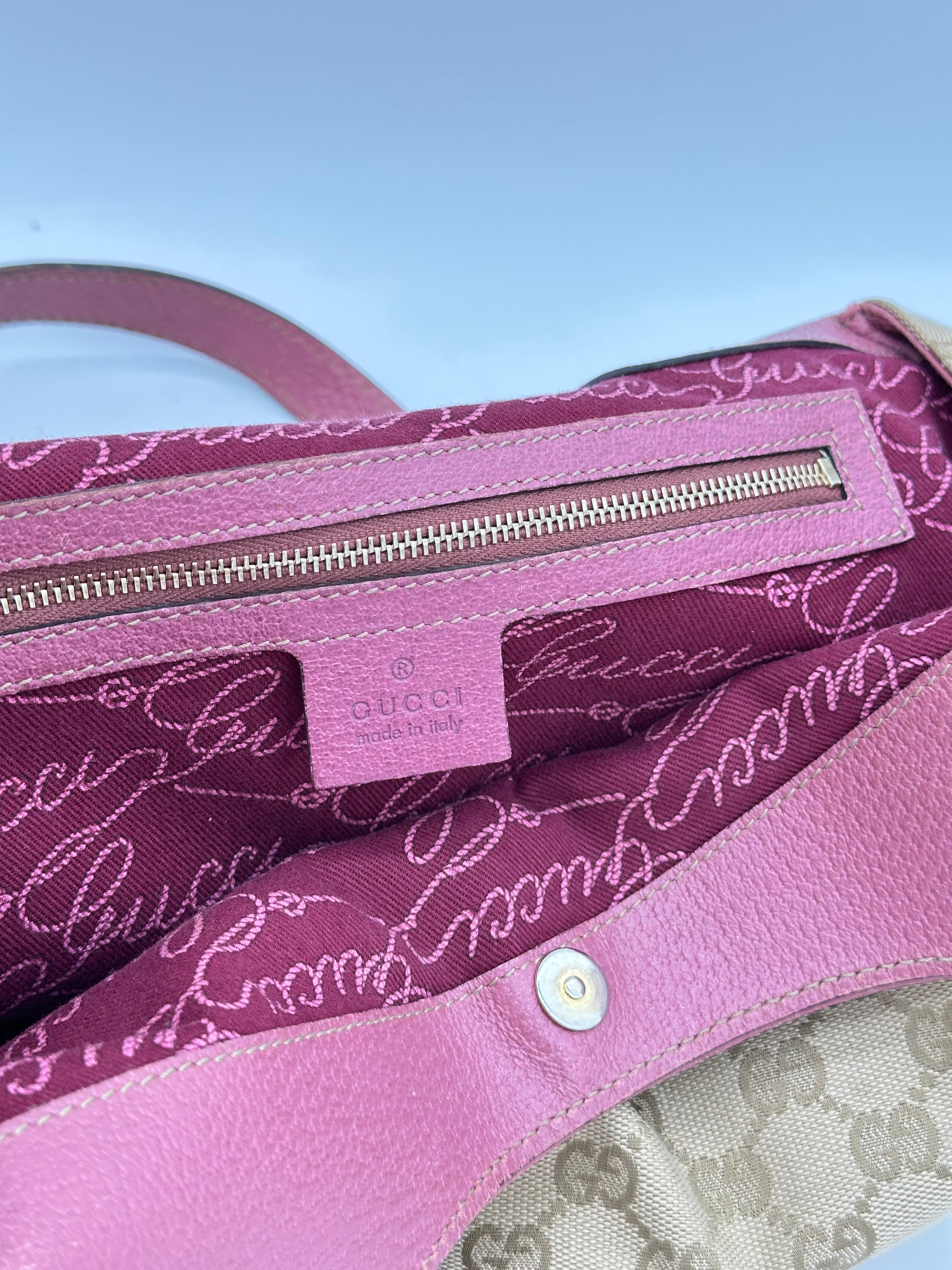 Gucci Canvas Charmy