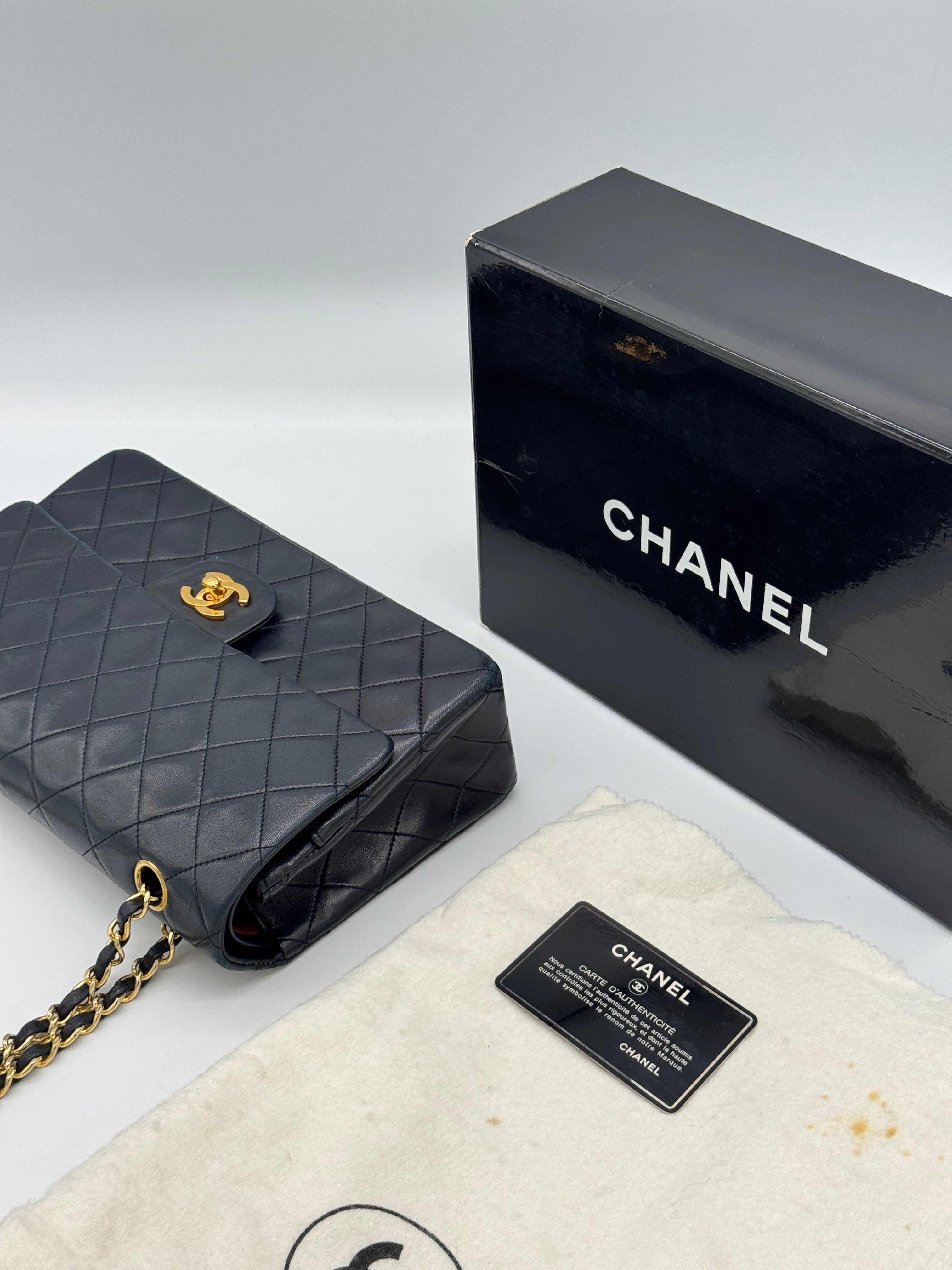Chanel Classic Medium