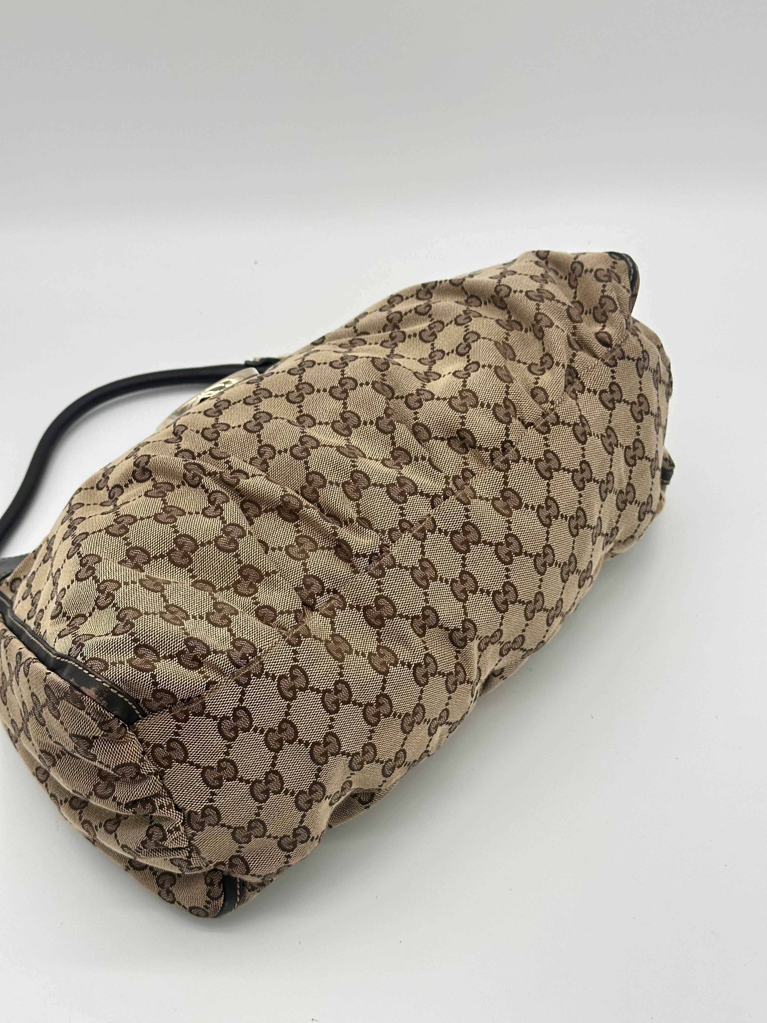 Gucci Abbey D-Ring