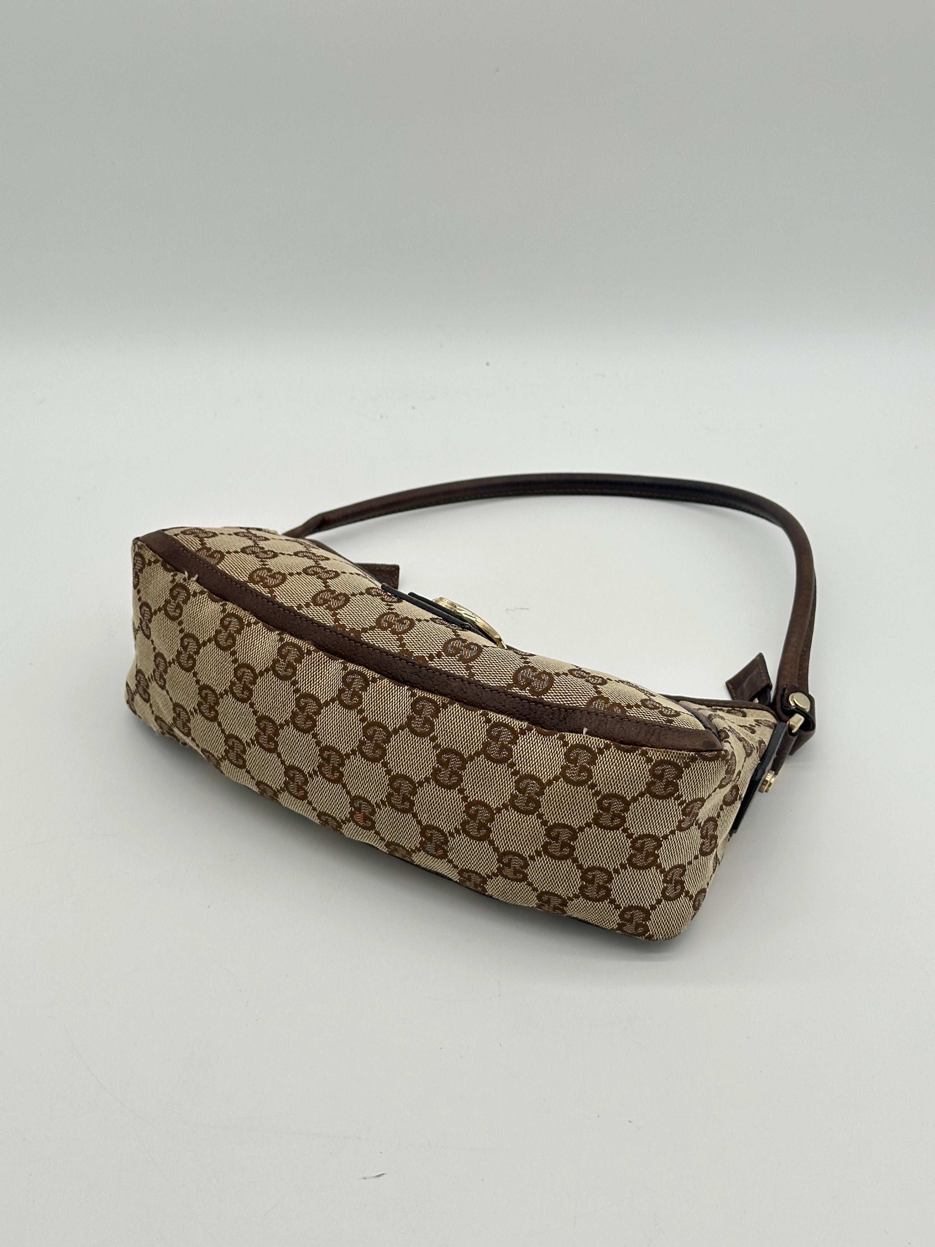Gucci Abbey D-Ring Pochette