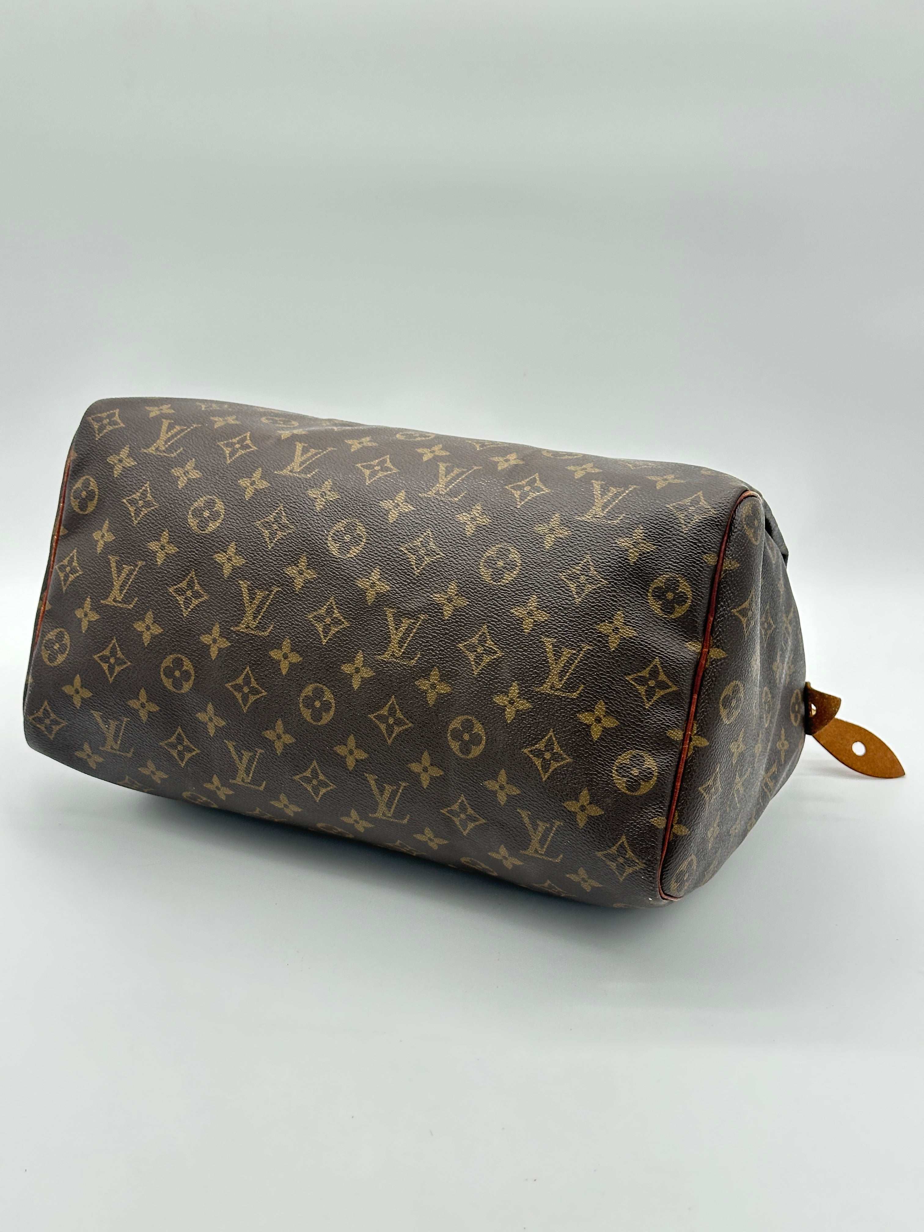 Louis Vuitton Speedy 35