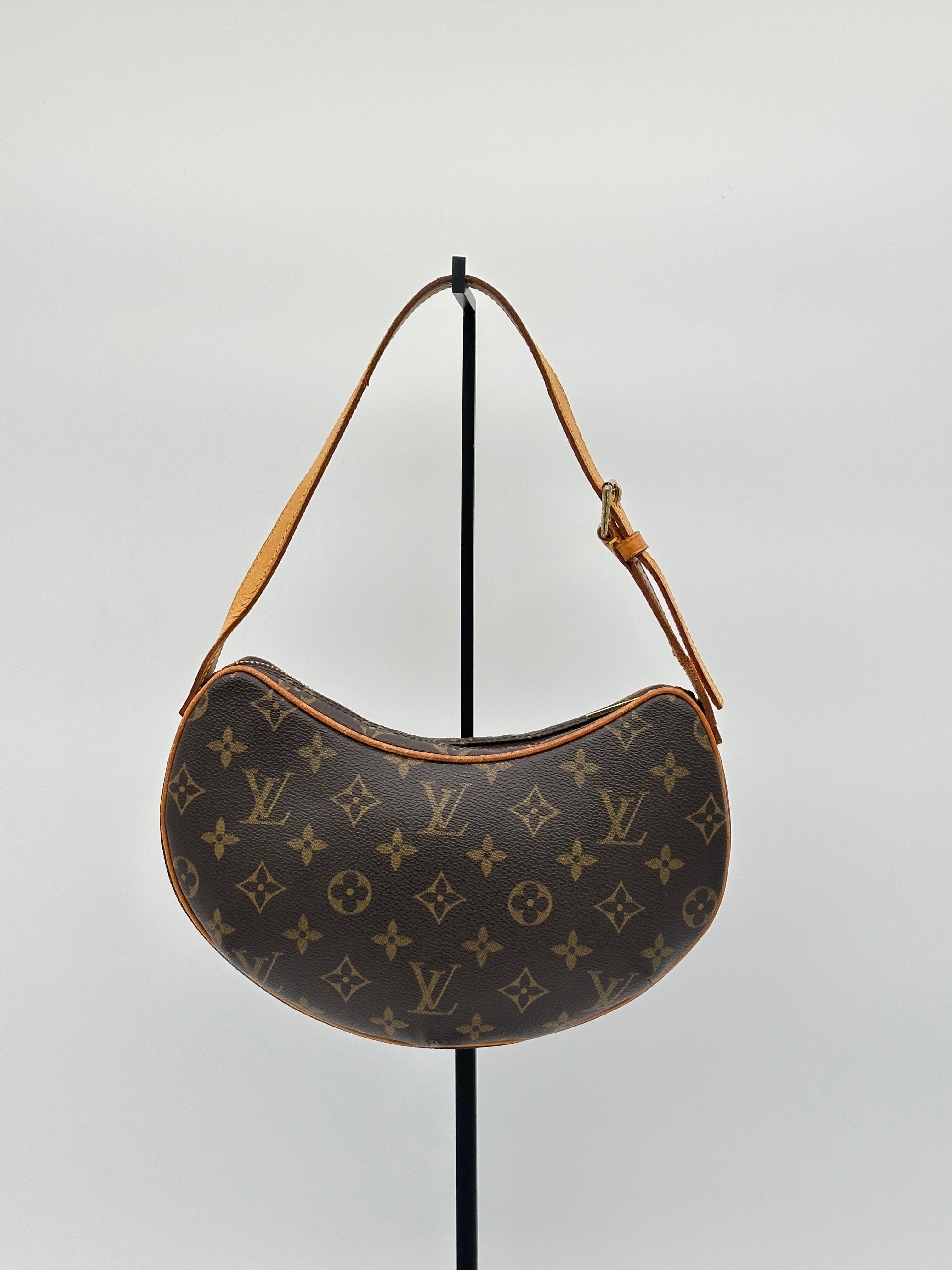 Louis Vuitton Croissant PM