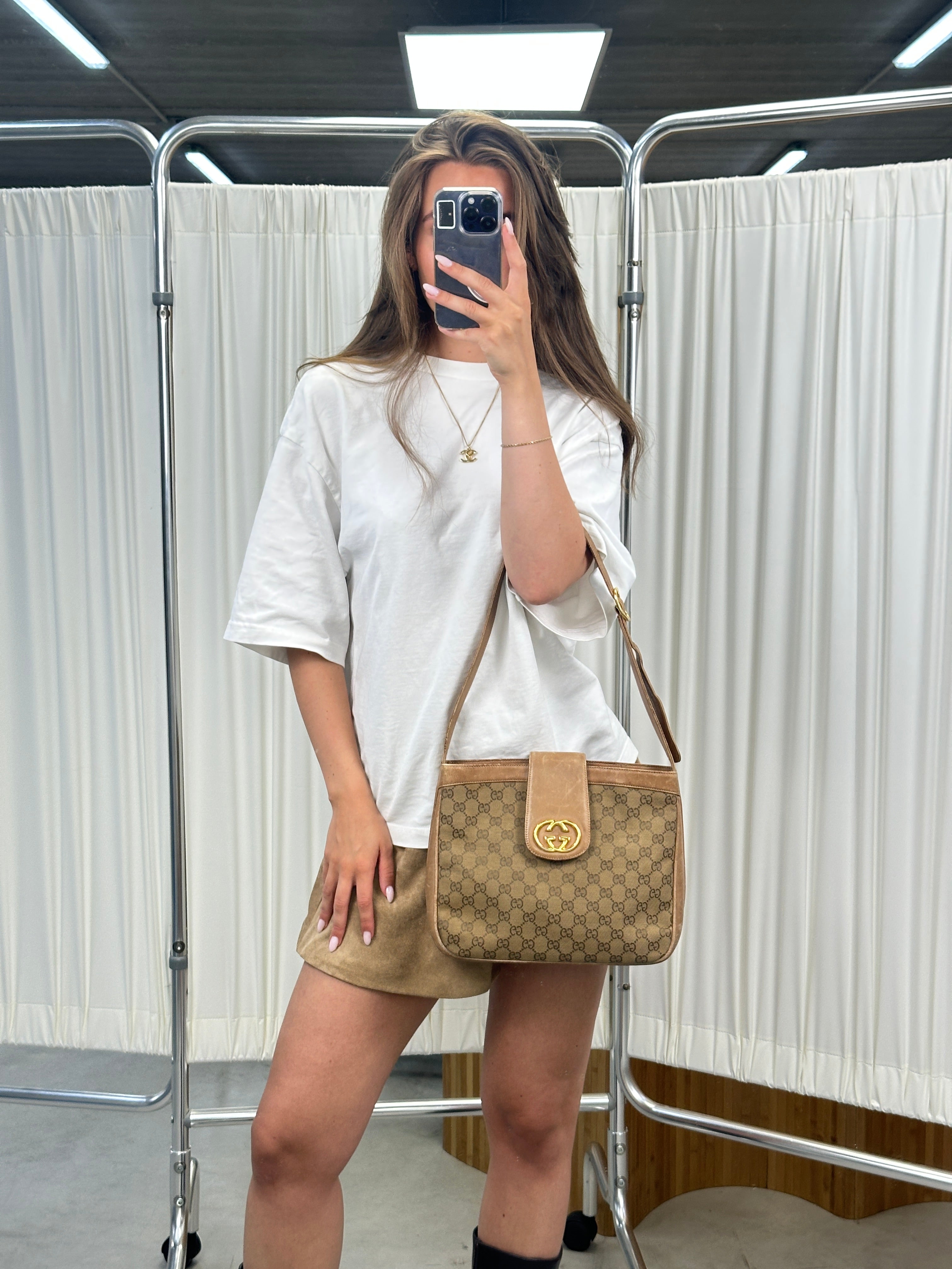 Gucci Supreme Saddle Shoulderbag