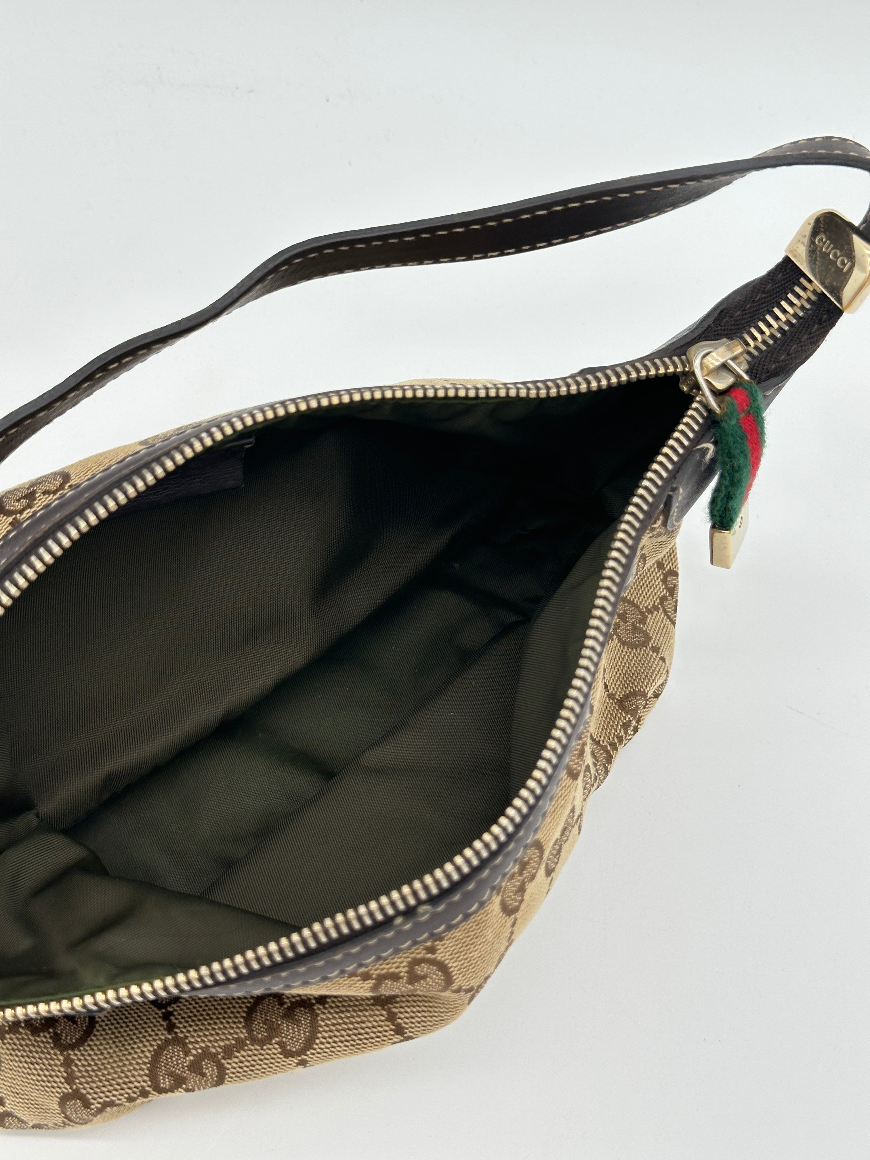 Gucci Pleated Pochette