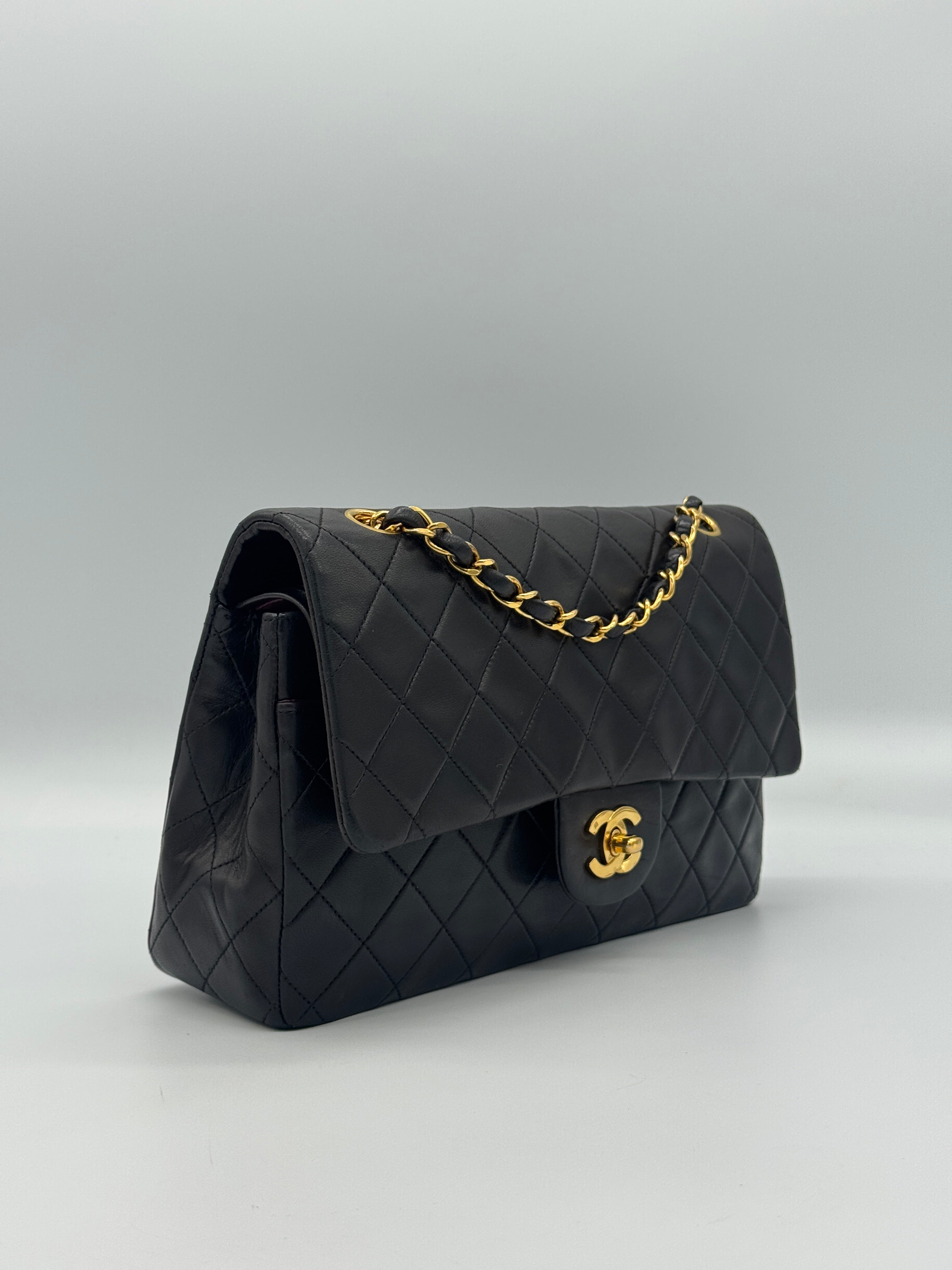Chanel Classic Medium