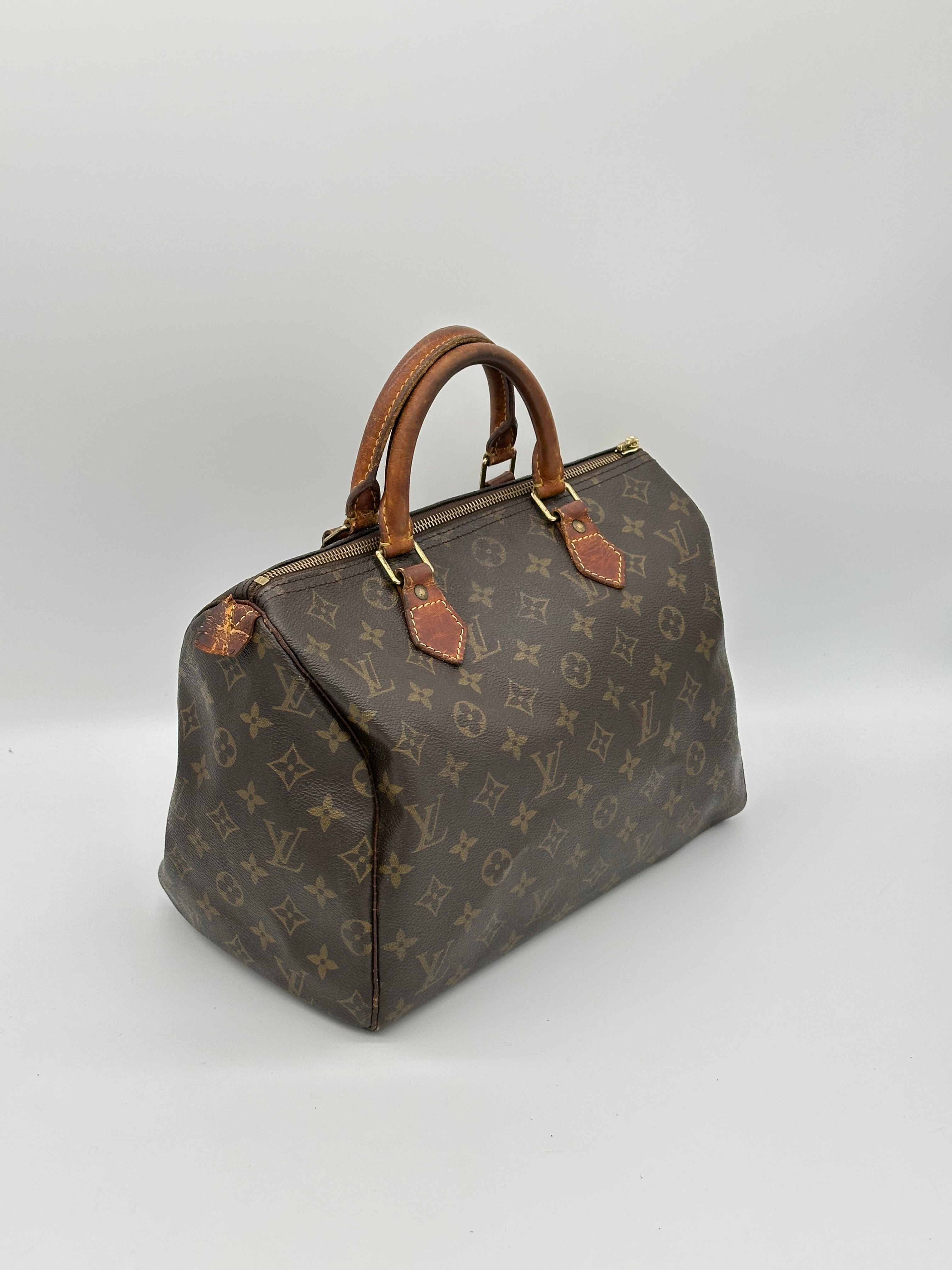 Louis Vuitton Speedy 30